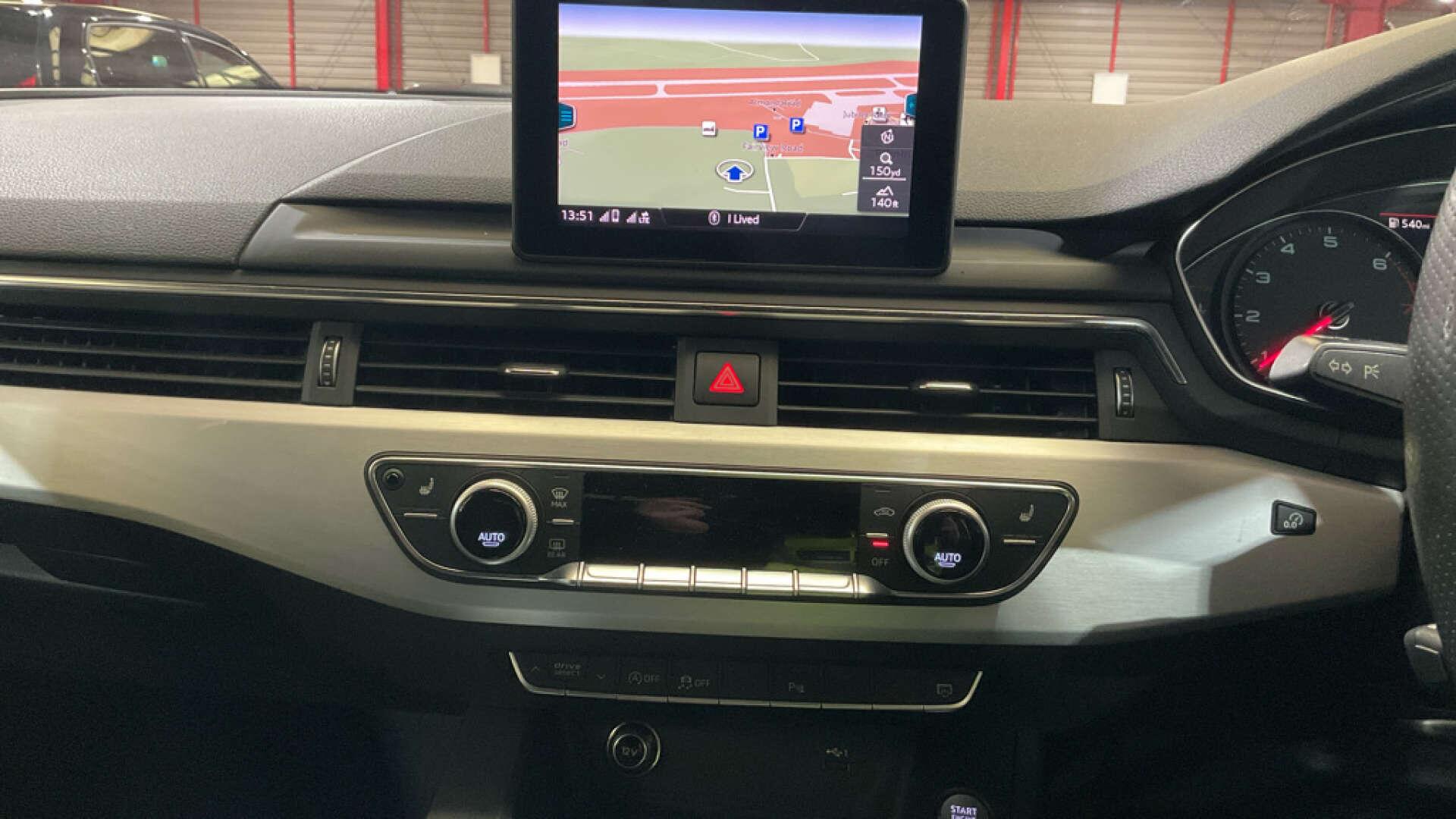 Audi A5 view 12