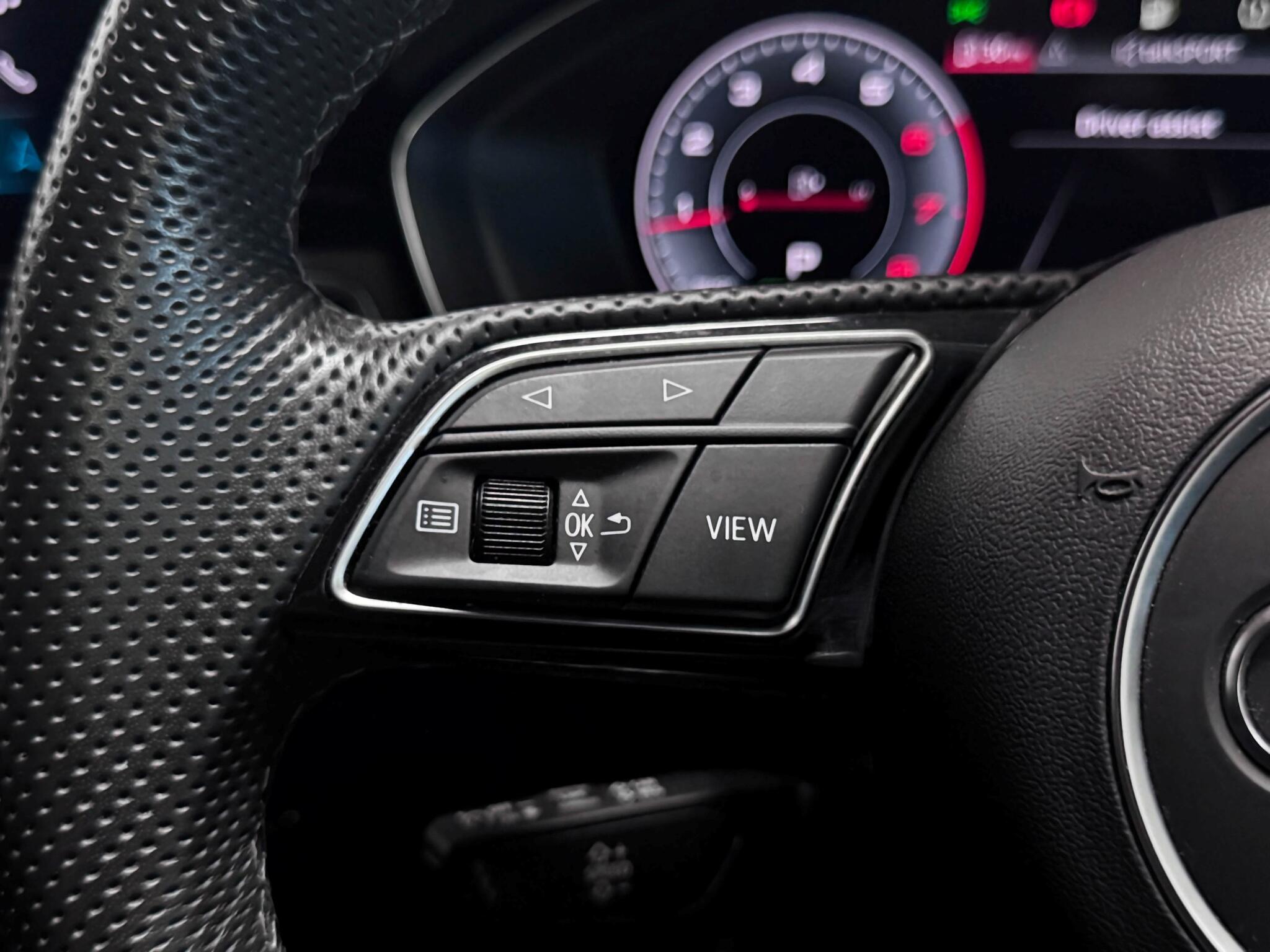 Audi A4 view 29