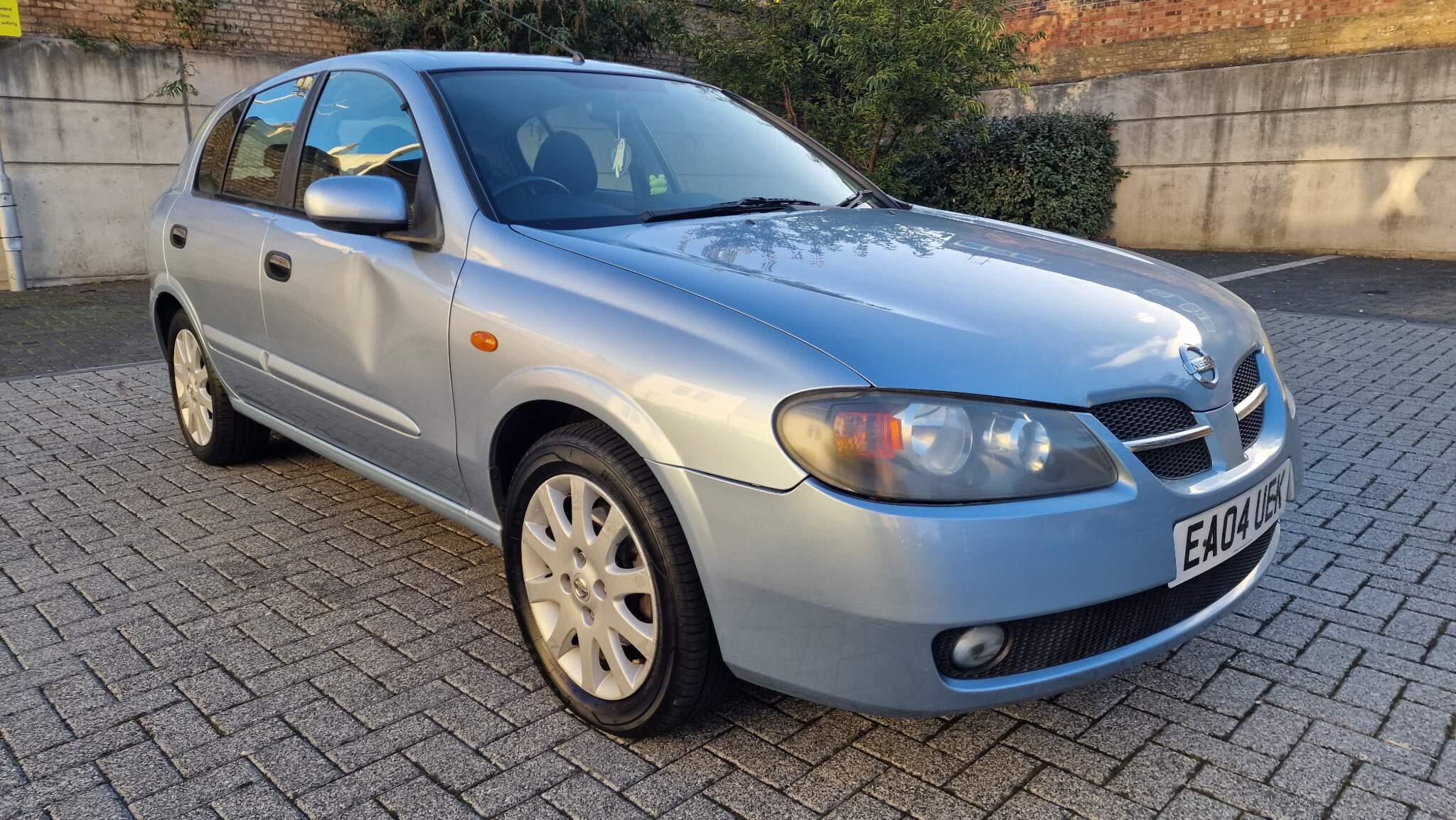Nissan Almera