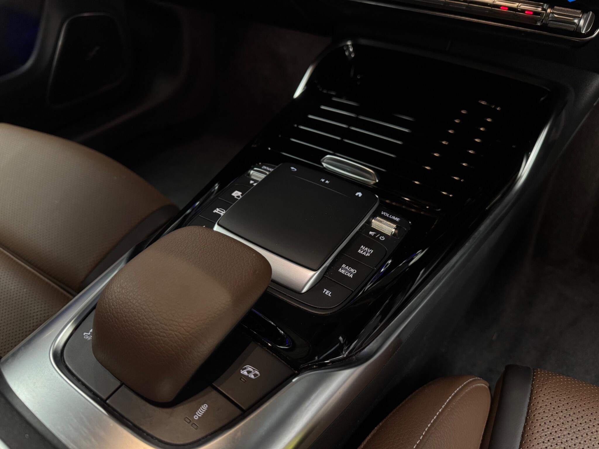 Mercedes-Benz Cla view 34