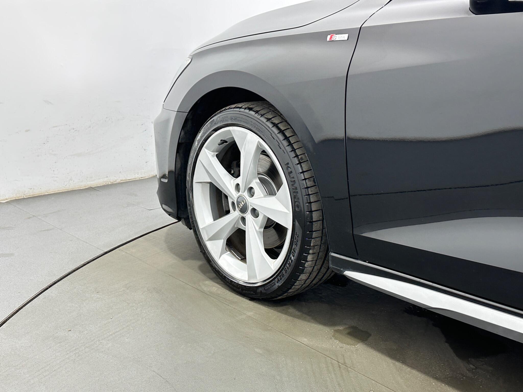 Audi A3 view 48