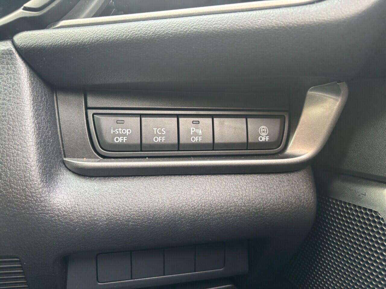 Mazda E-Skyactiv view 26