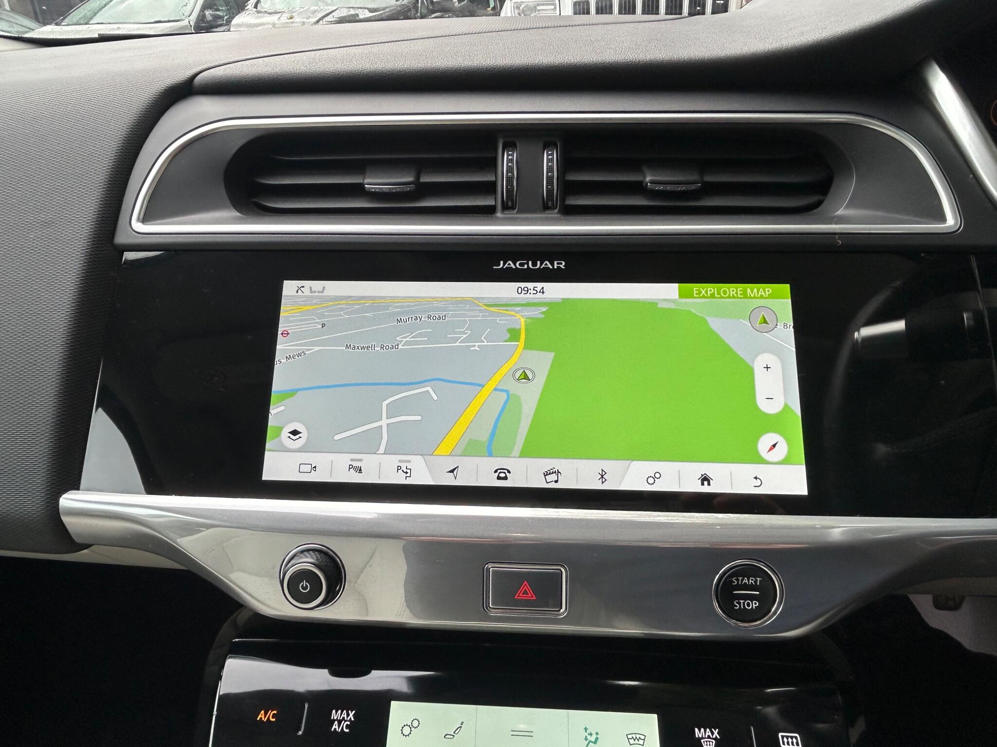 Jaguar I-Pace view 42