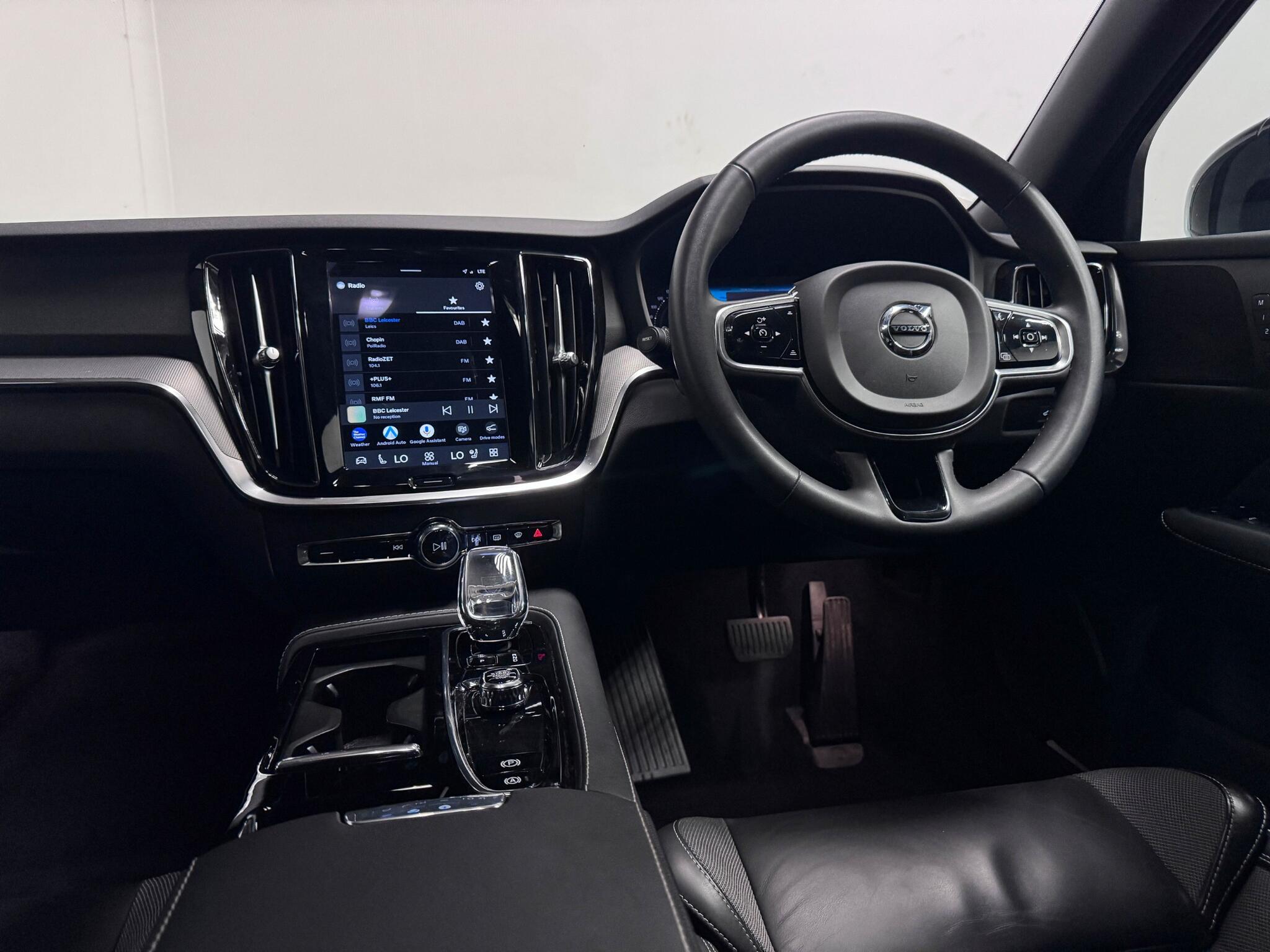 Volvo V60 view 32