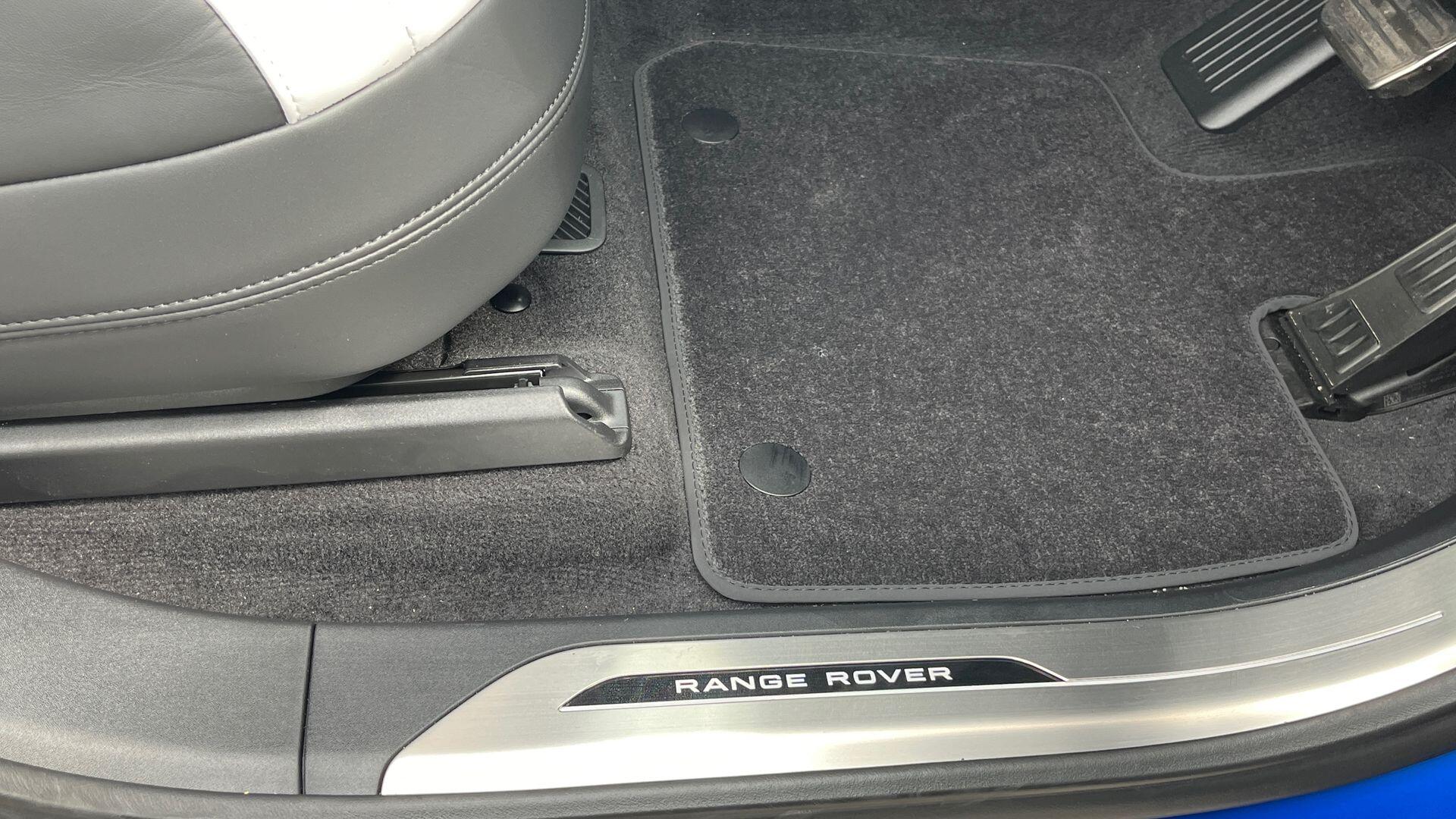 Land Rover Range Rover Sport view 33