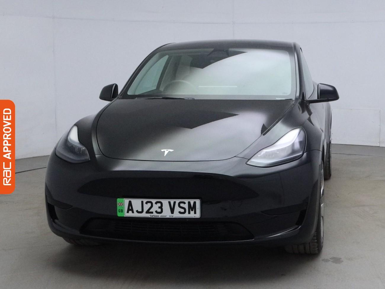 Tesla Model Y view 8