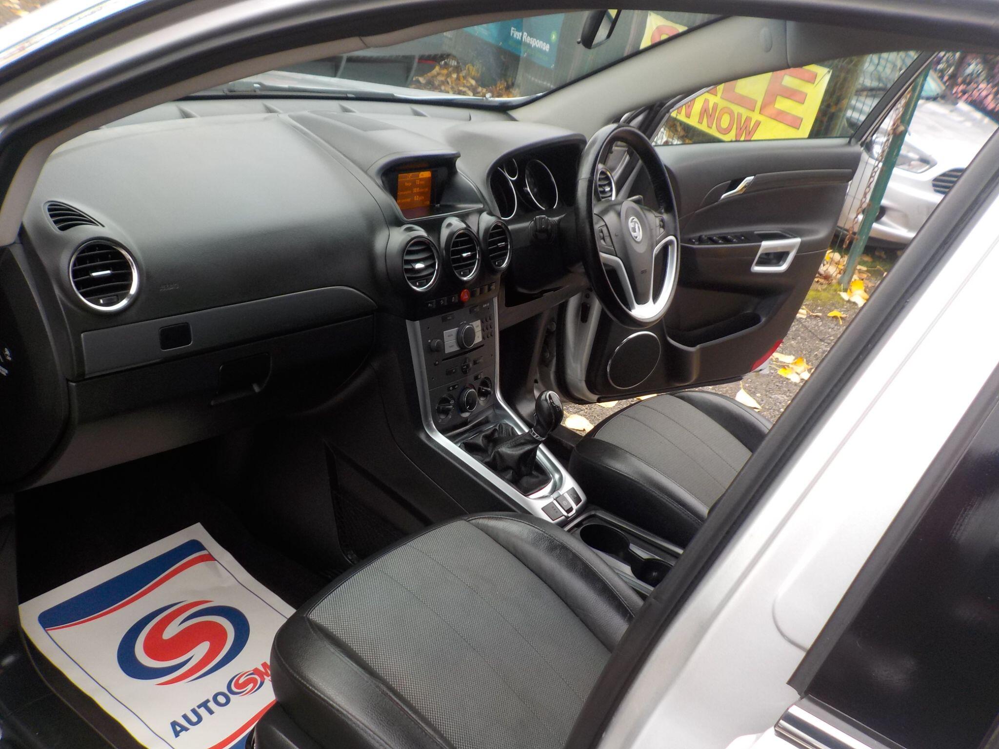 Vauxhall Antara 2.2 CDTi Exclusiv 4WD Euro 5 (s/s) 5dr