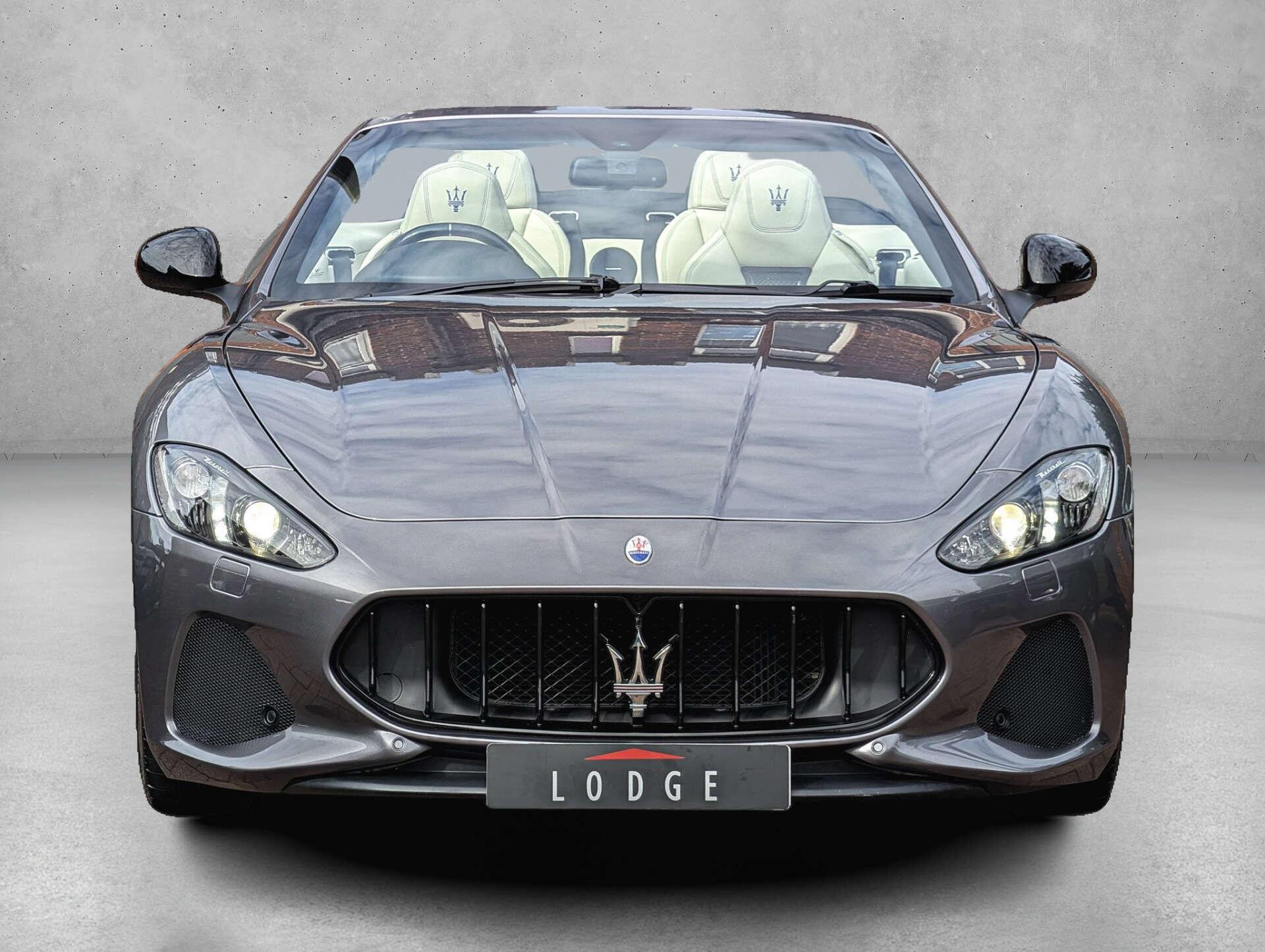 Maserati Grancabrio view 2