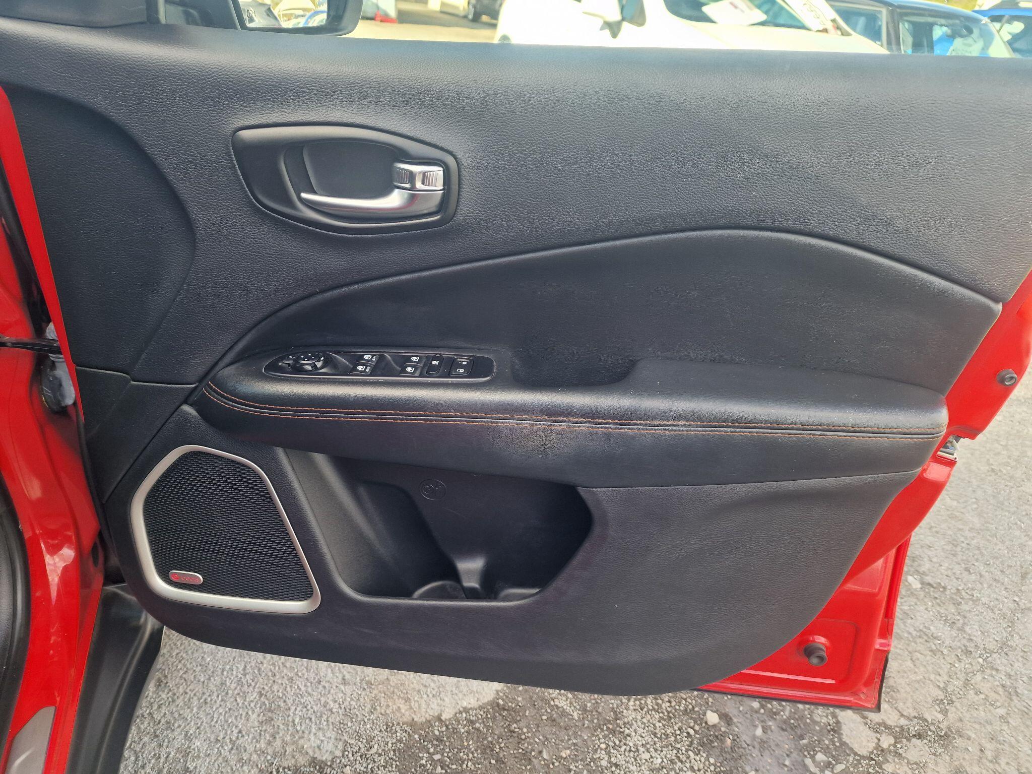 Jeep Compass view 46