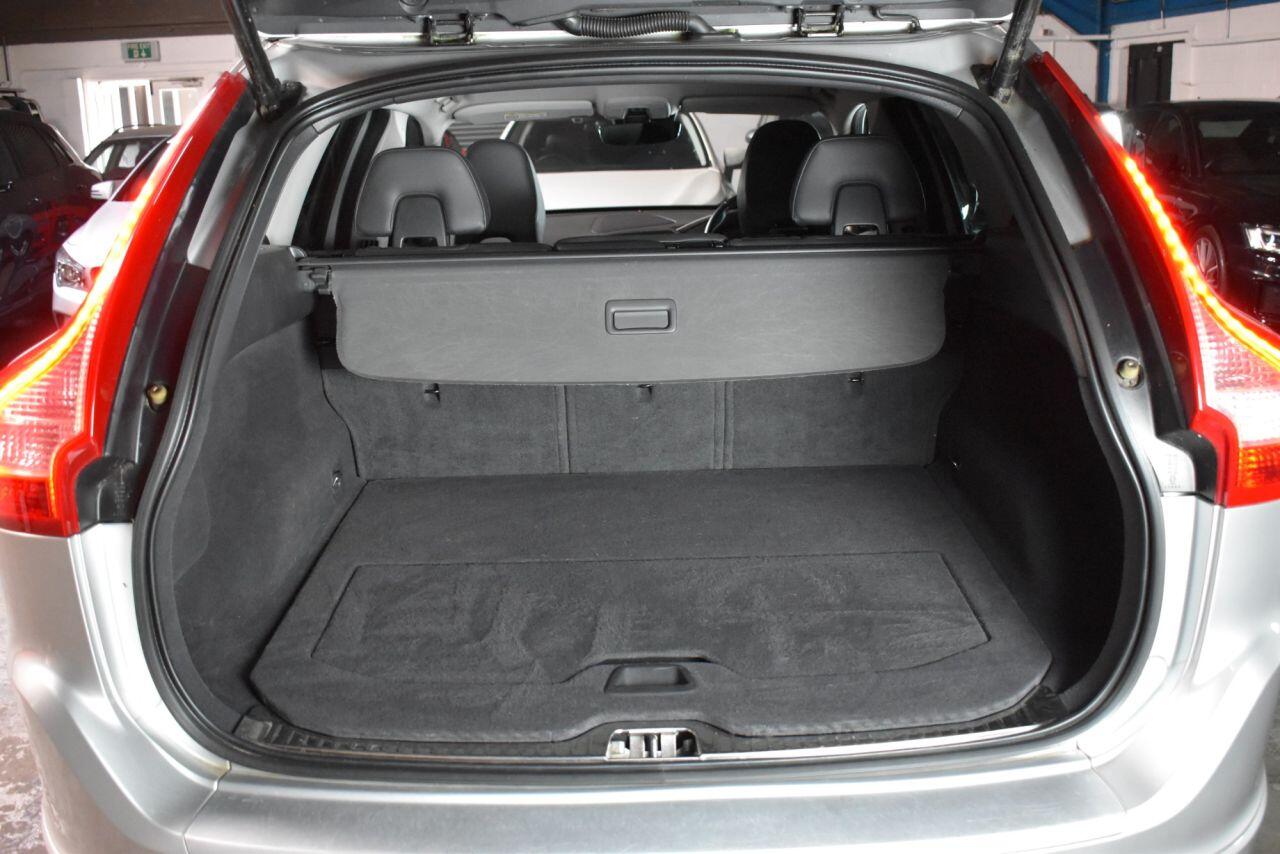 Volvo XC60 view 12