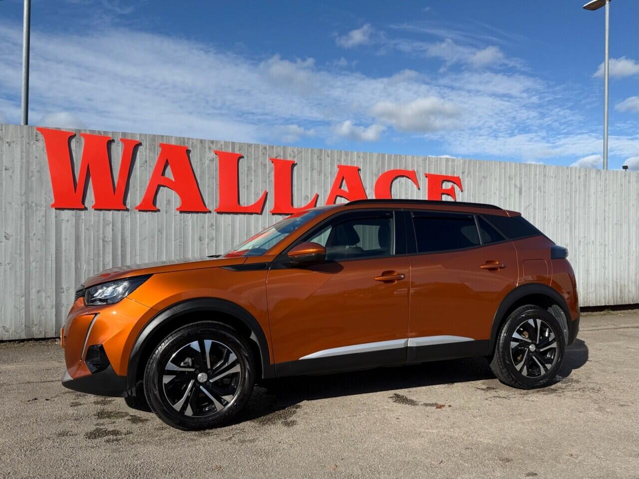 Peugeot 2008 view 5