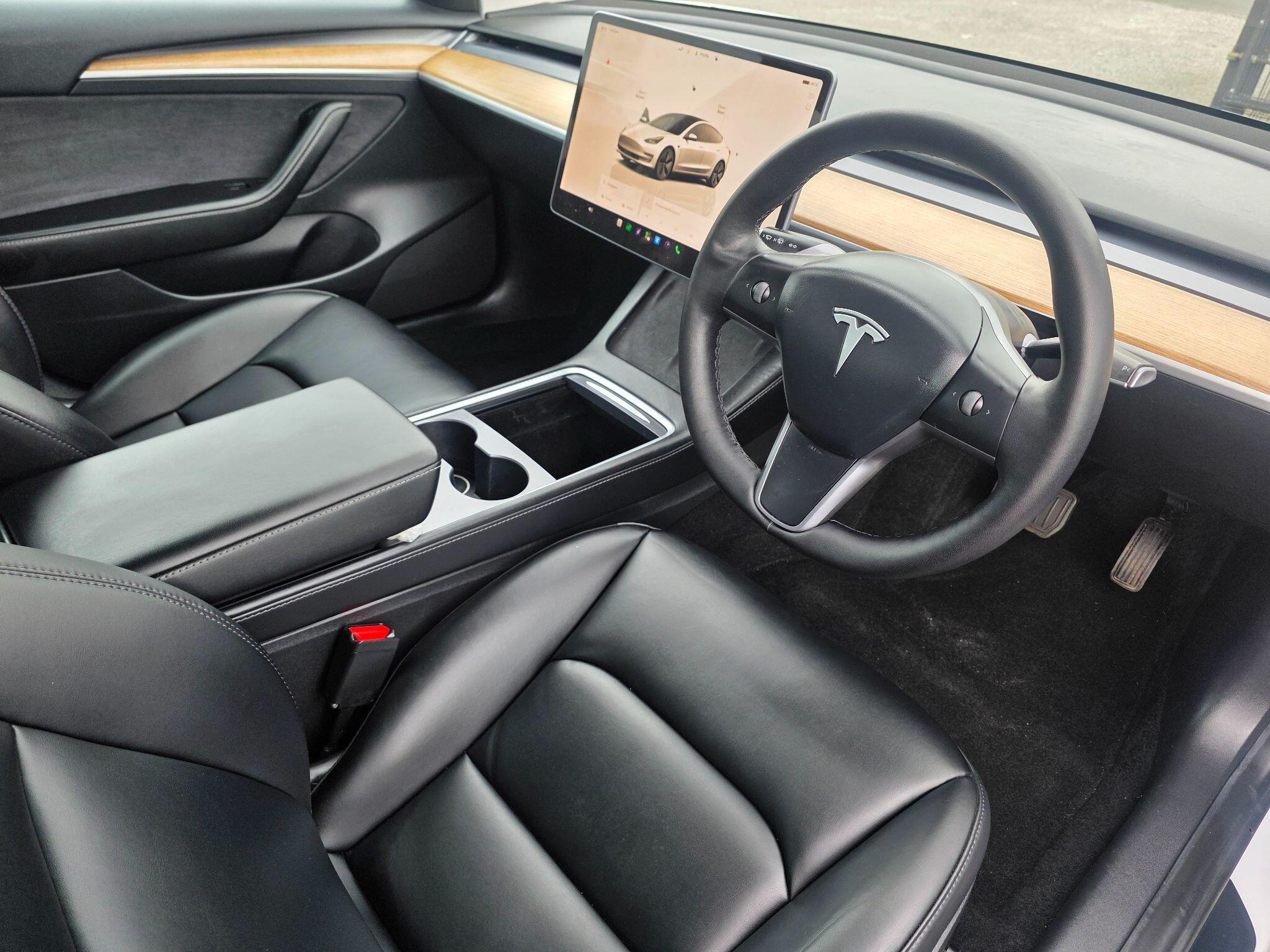 Tesla Model 3 view 8