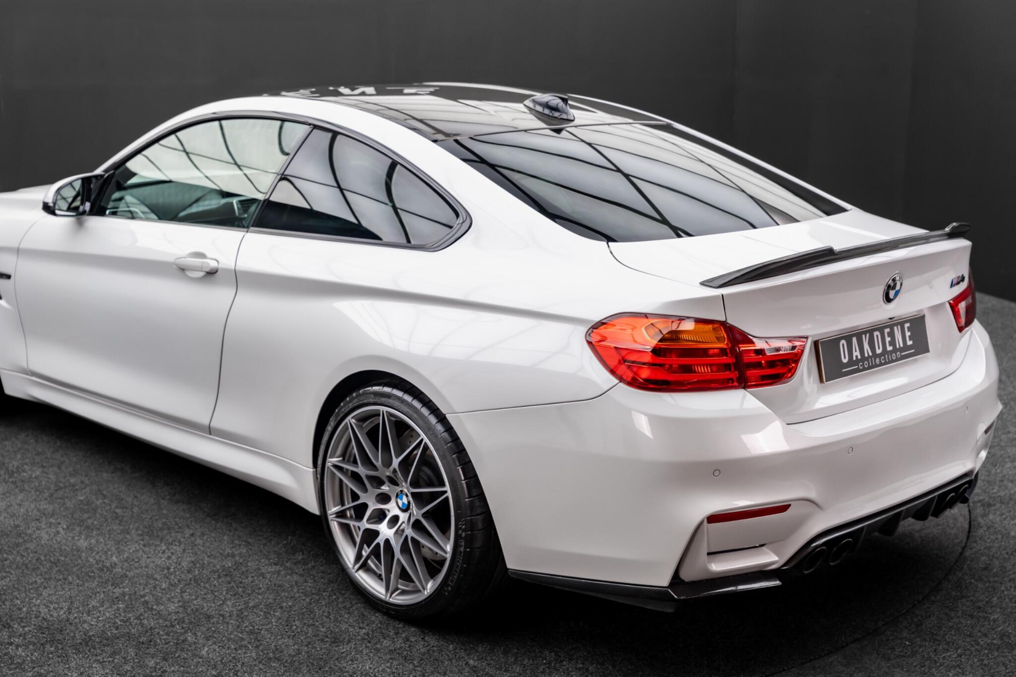 BMW M4 view 16