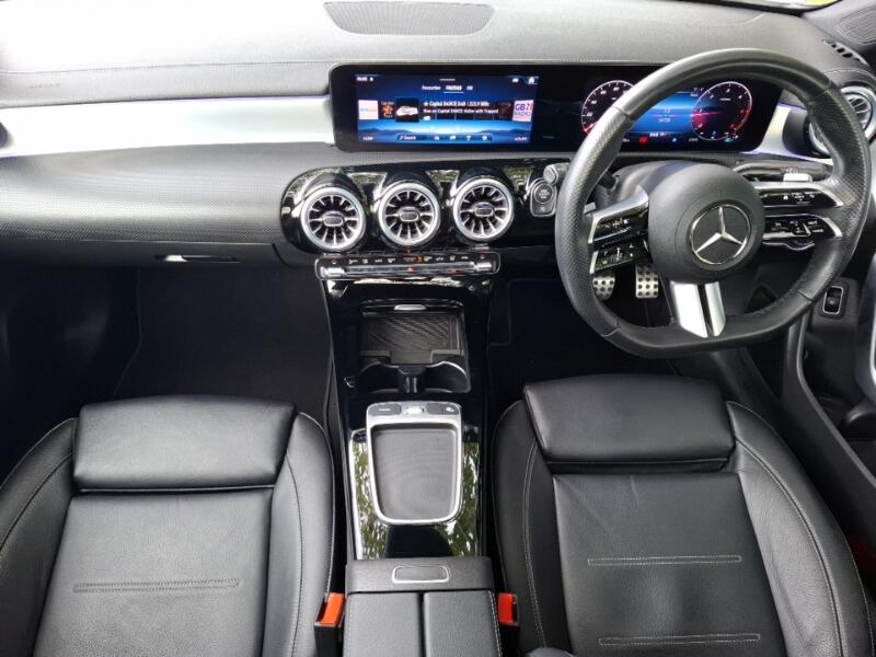 Mercedes-Benz CLA view 3