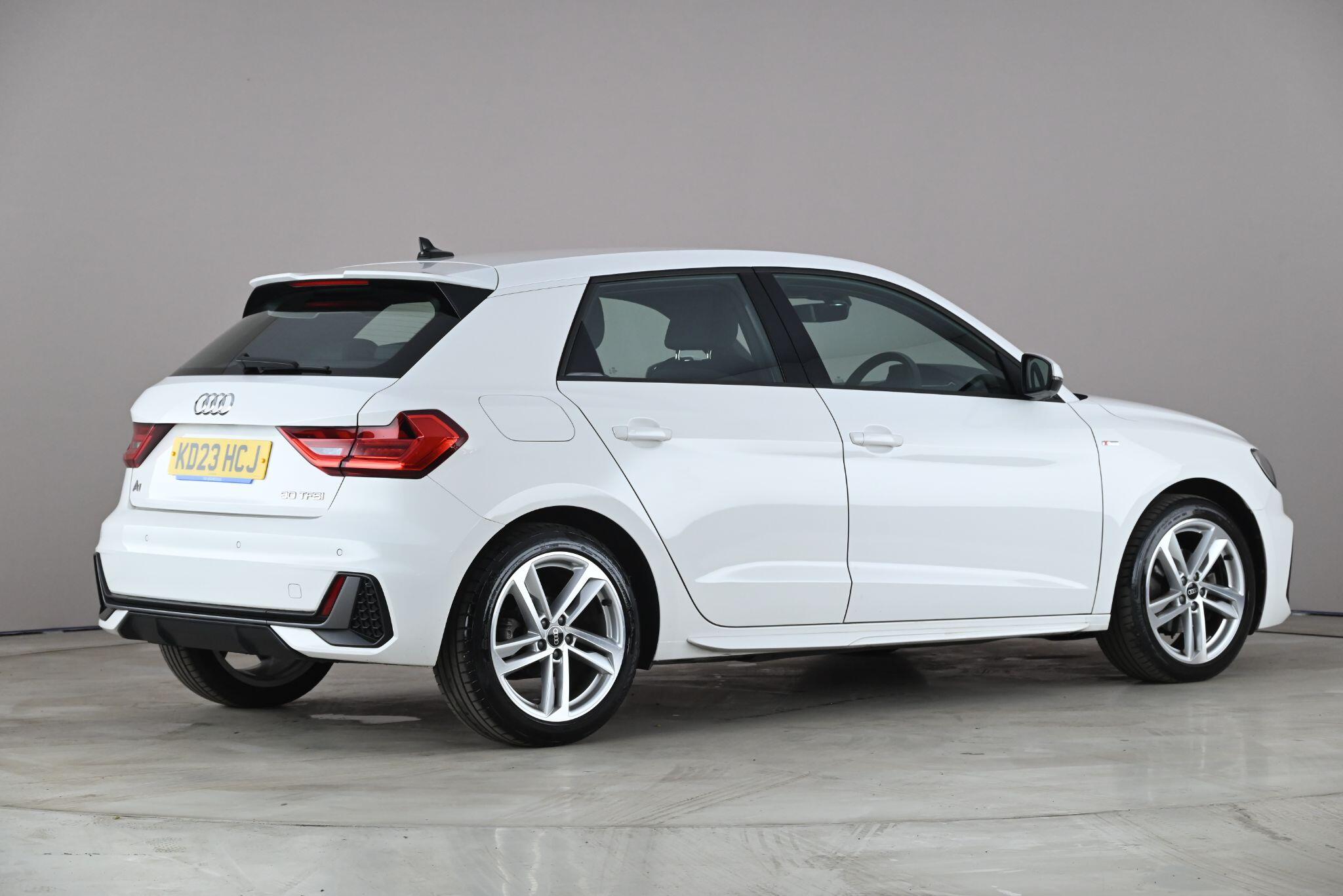 Audi A1 view 4