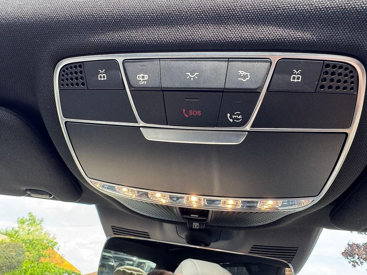 Mercedes-Benz S Class view 28