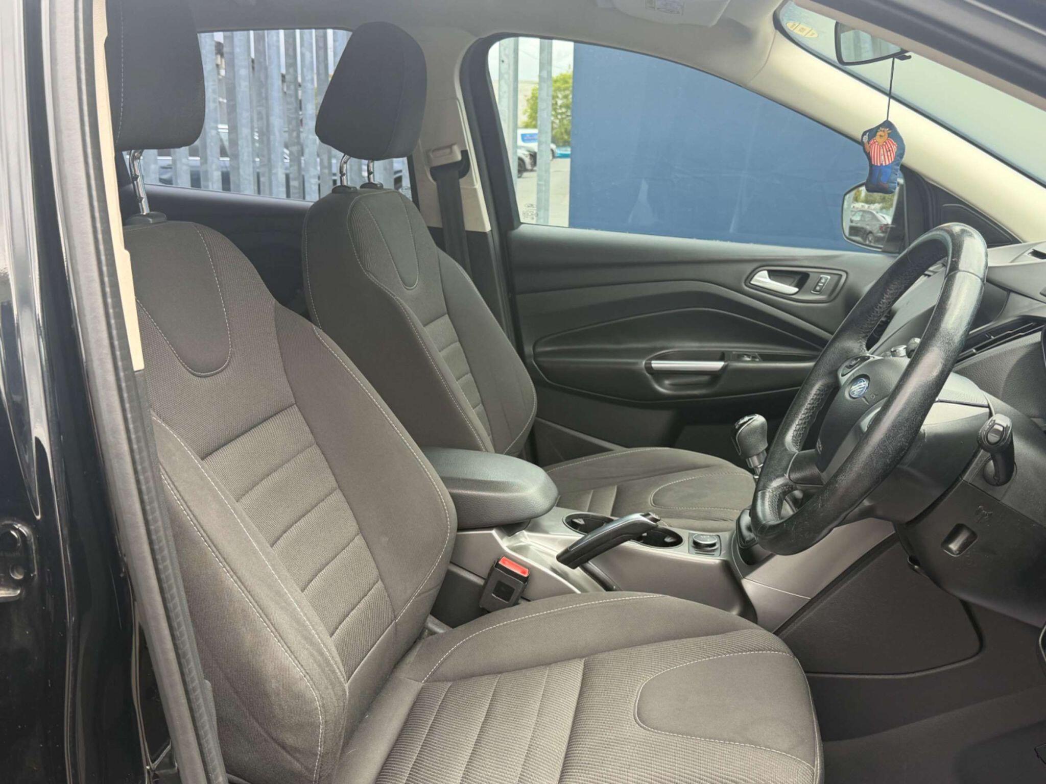 Ford Kuga view 13