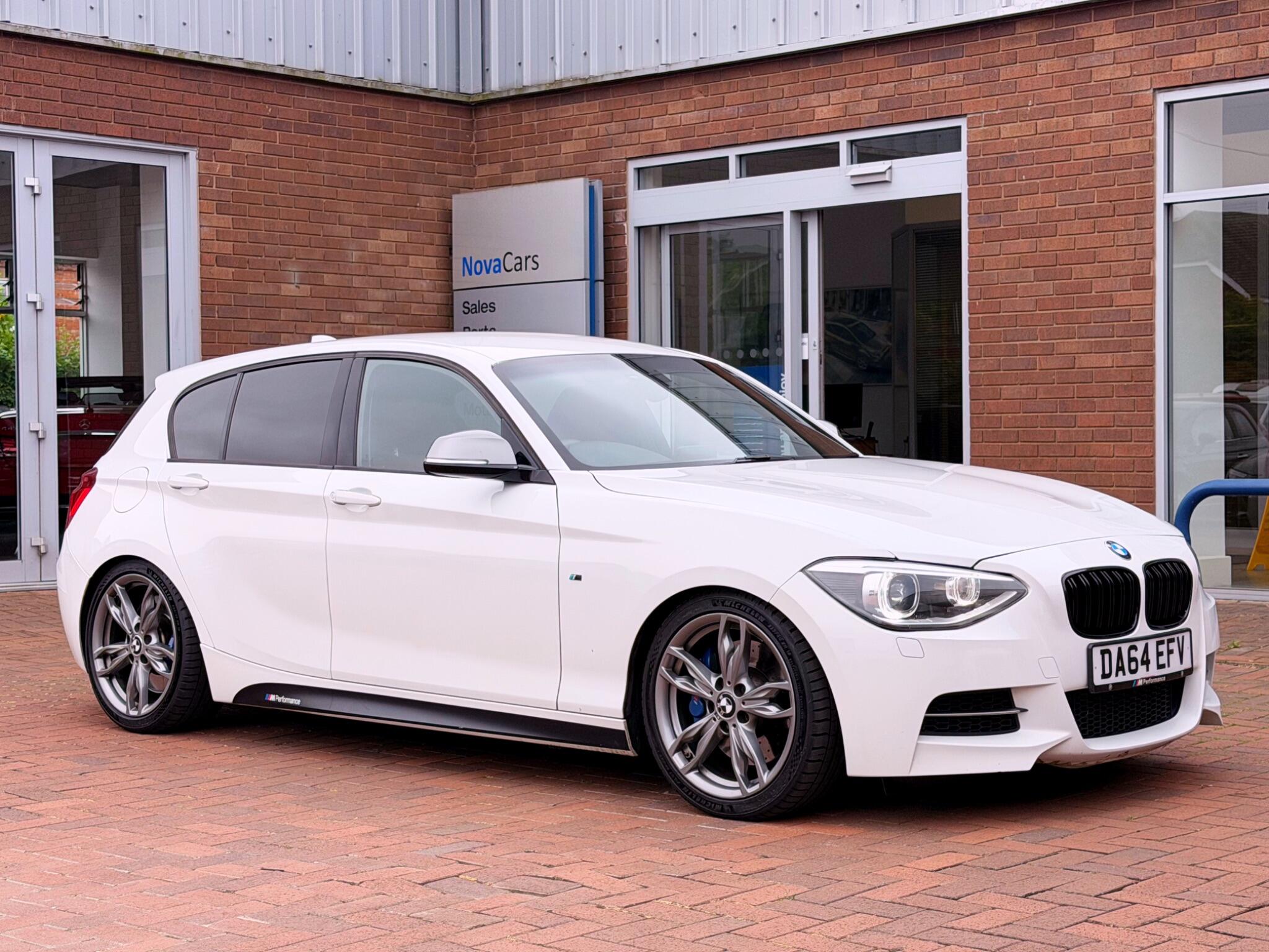 BMW 1 Series view 10