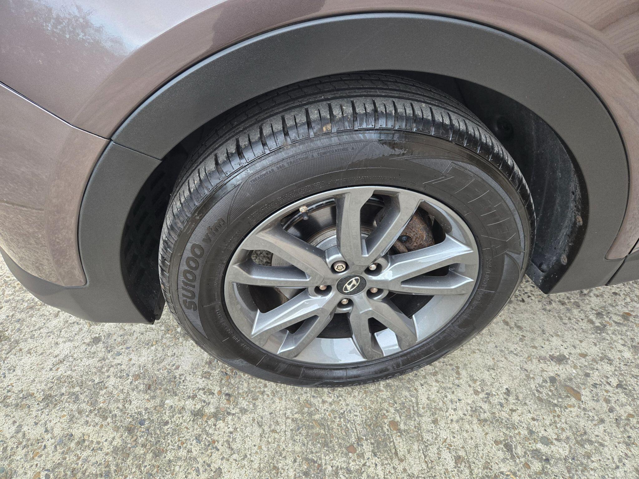 2014 Hyundai Santa Fe image 5
