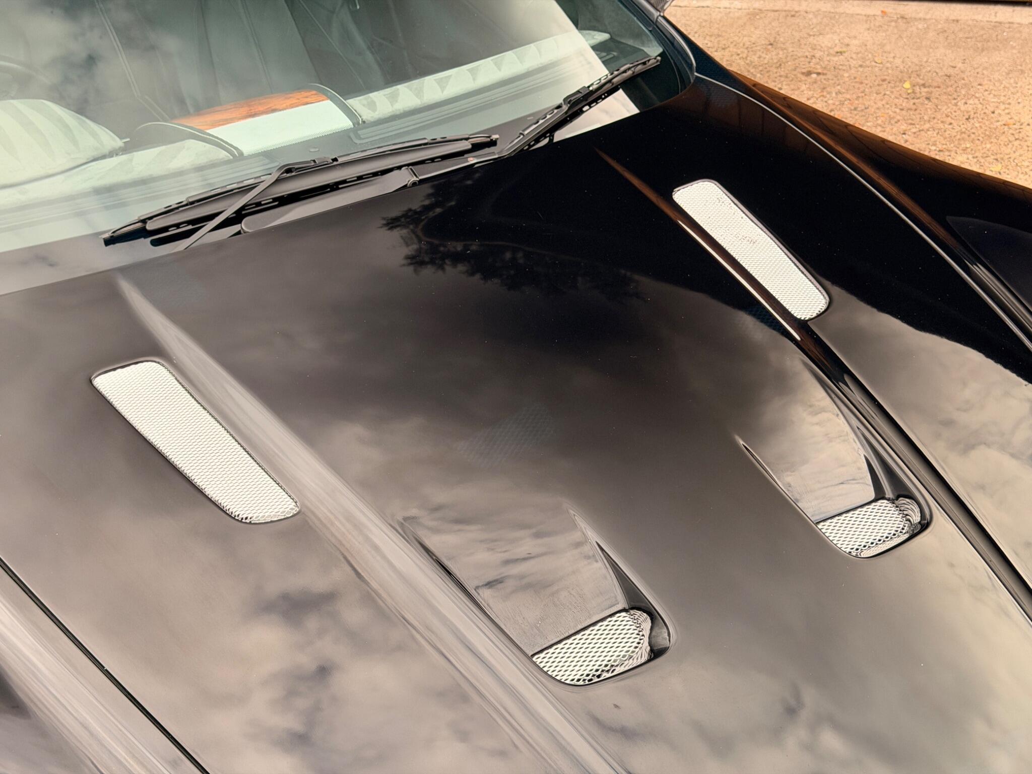 Aston Martin DBS view 14