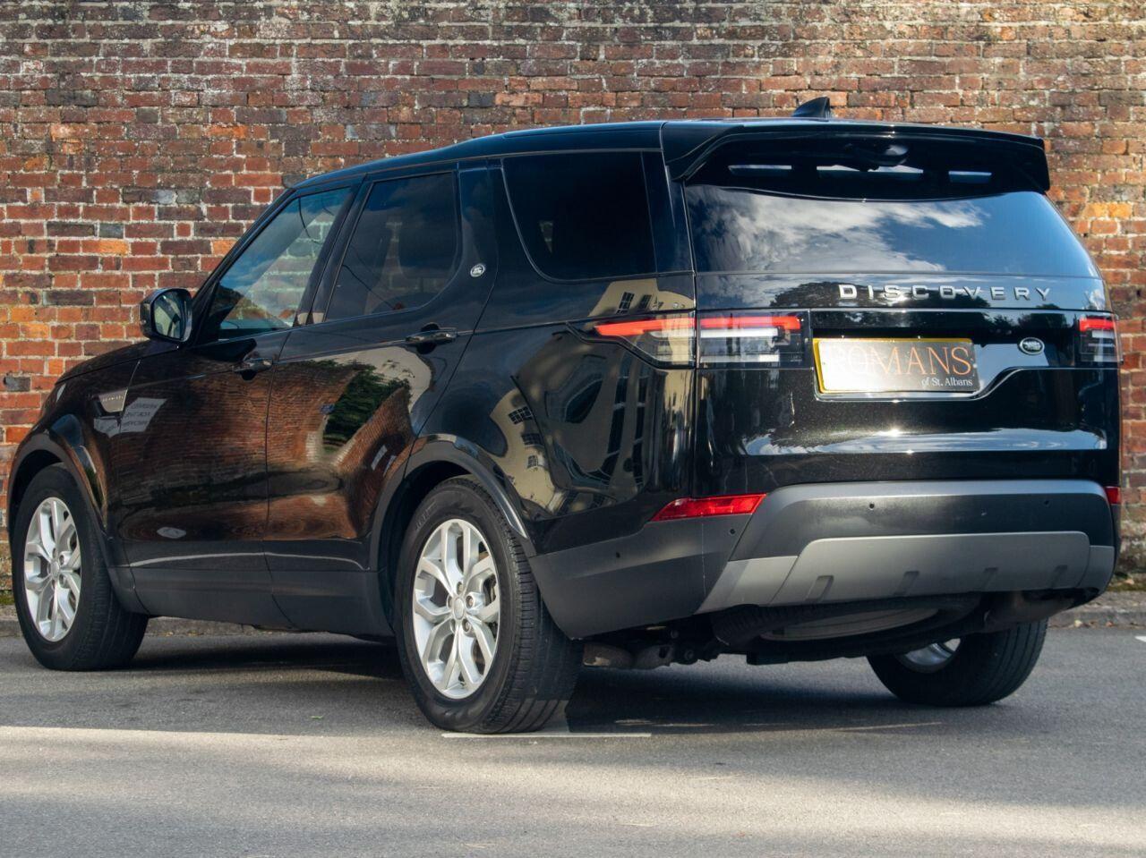 Land Rover Discovery view 38