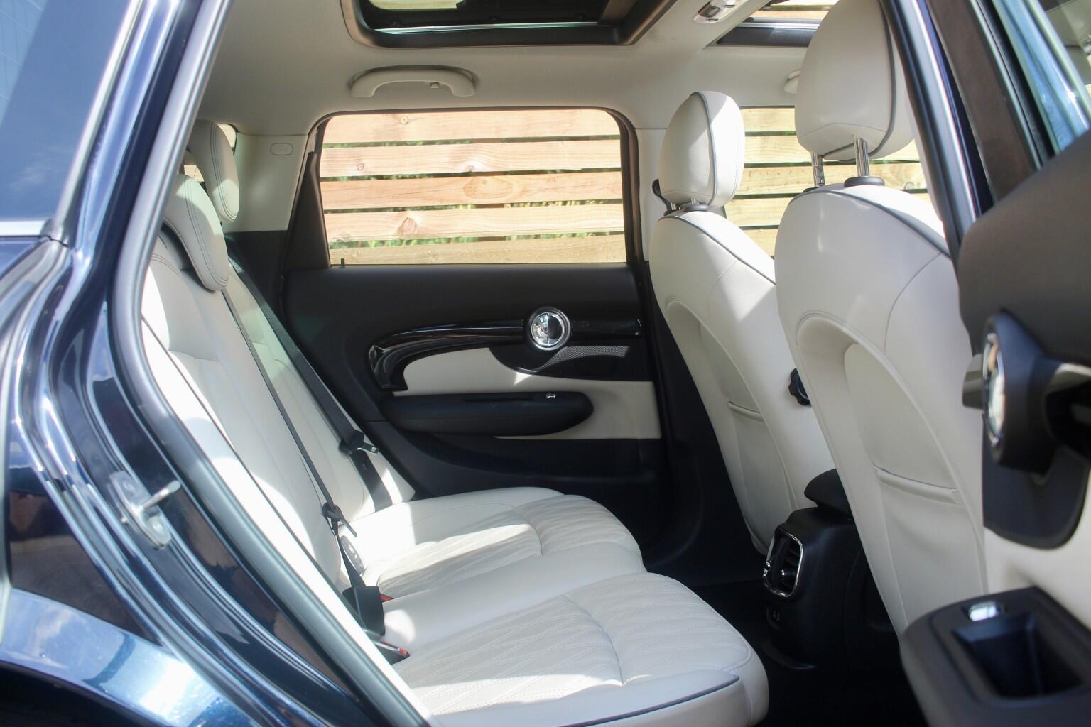 Mini Clubman view 11
