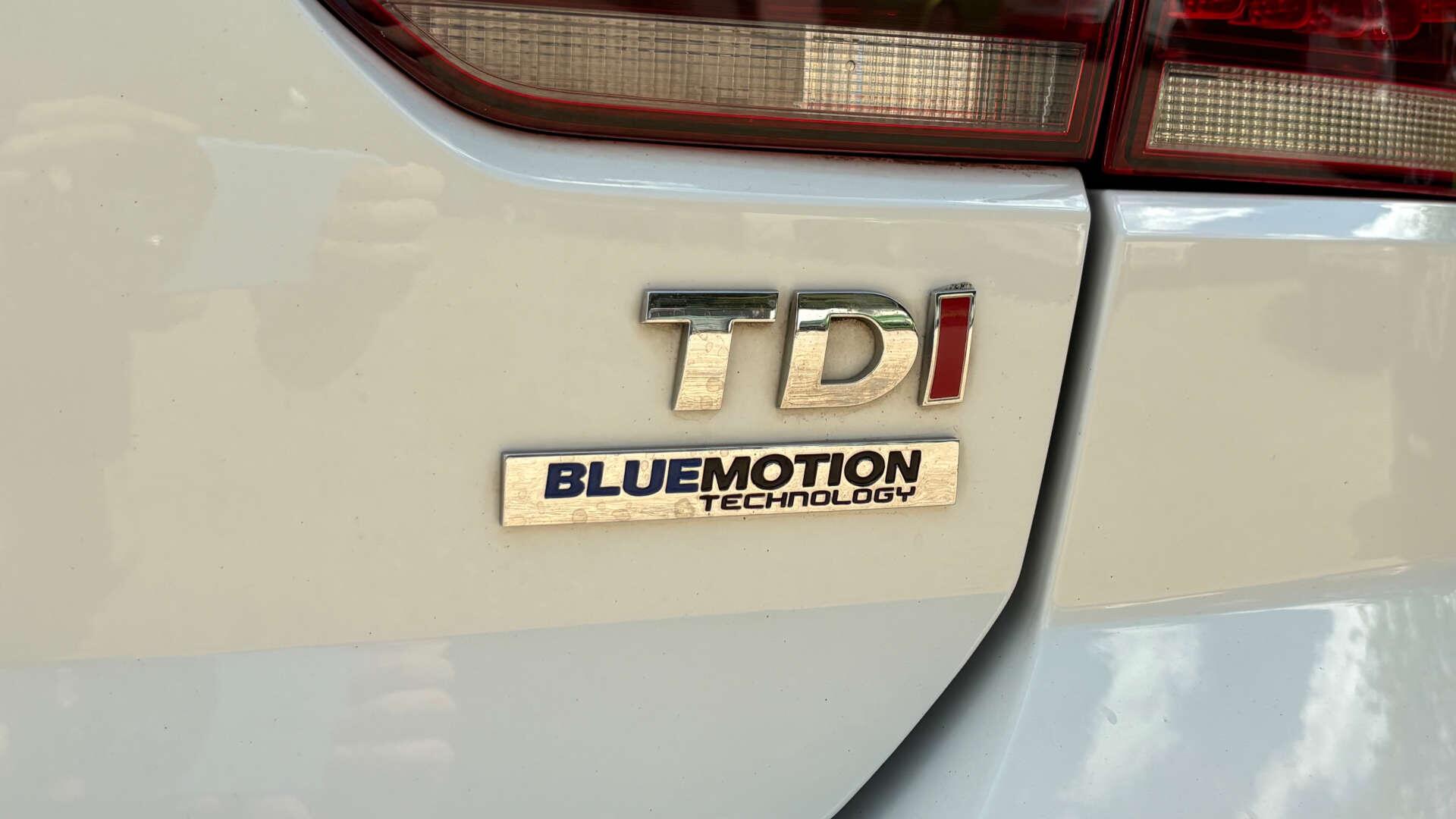 Volkswagen Golf view 44