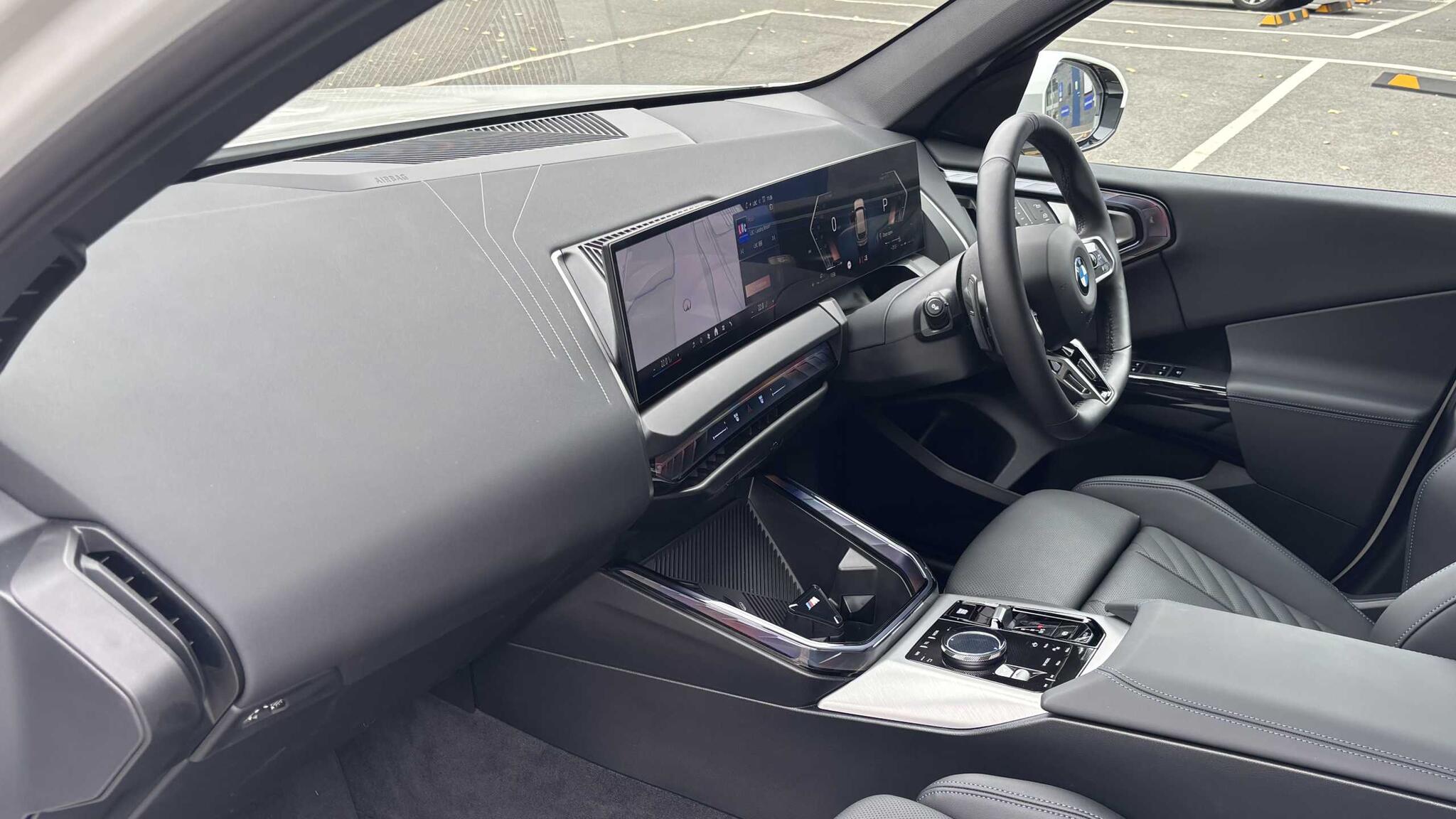 BMW X3 view 9