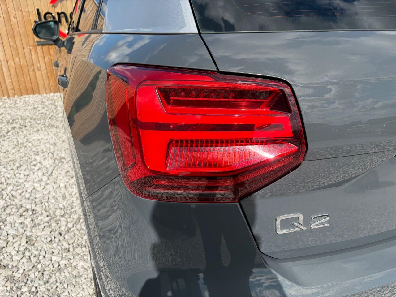 Audi Q2 view 14