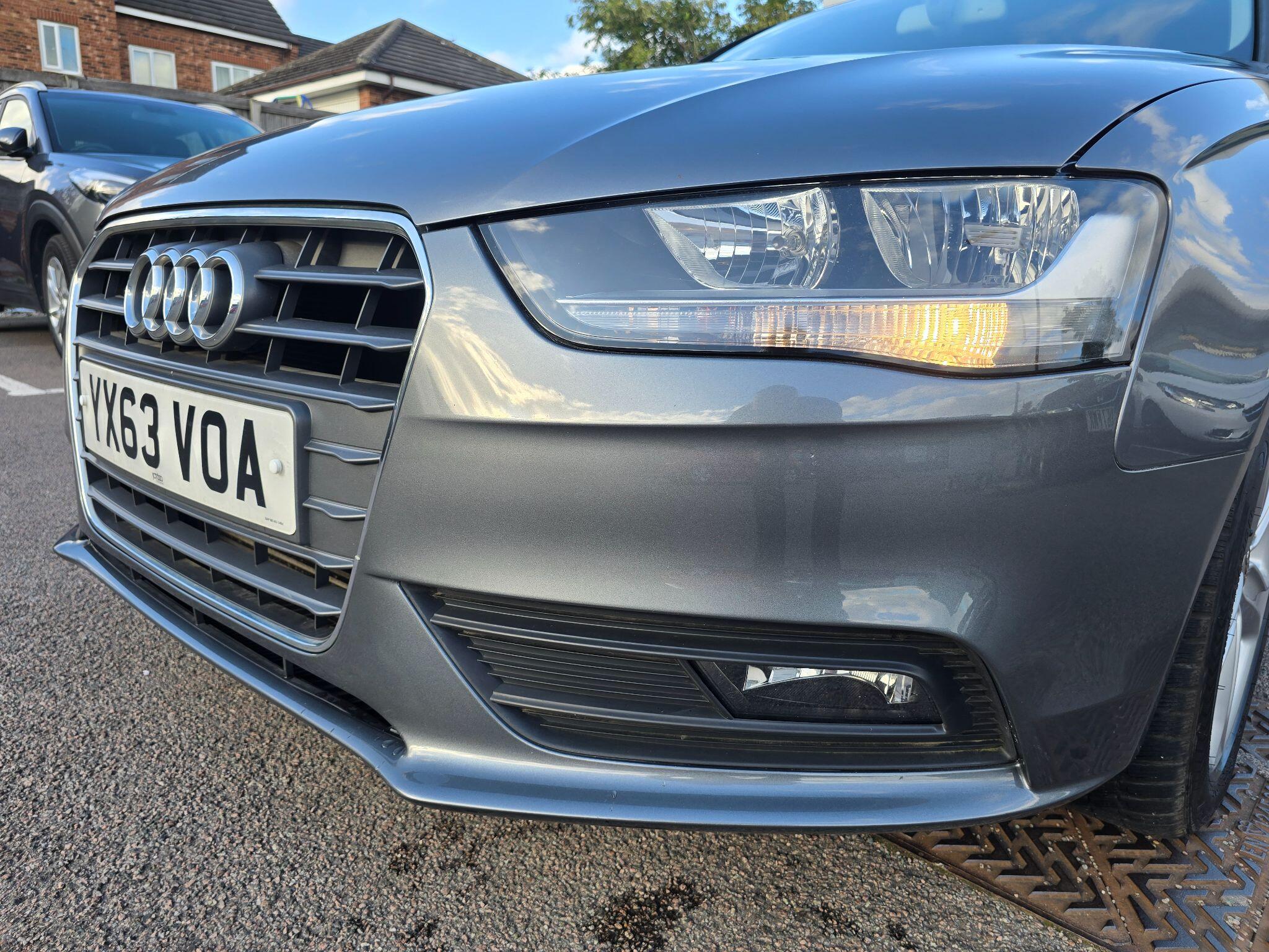 Audi A4 view 77