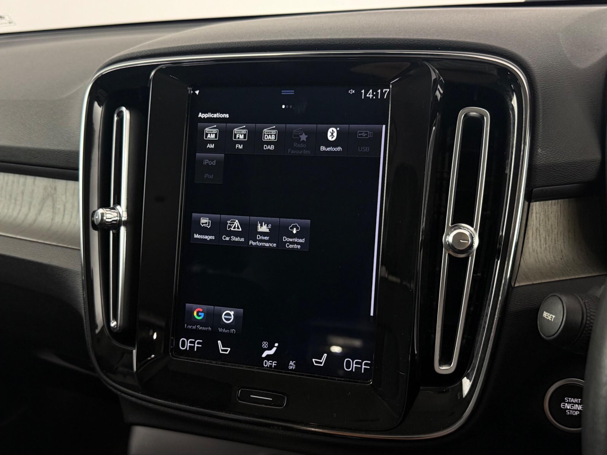 Volvo XC40 view 26