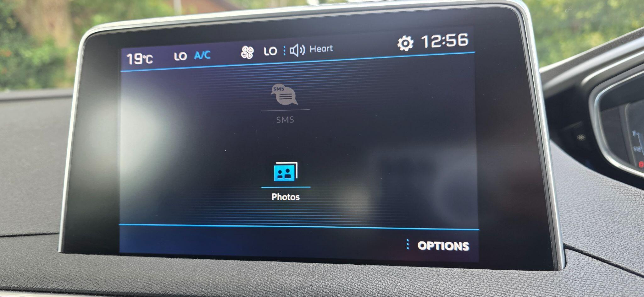 Peugeot 3008 view 35
