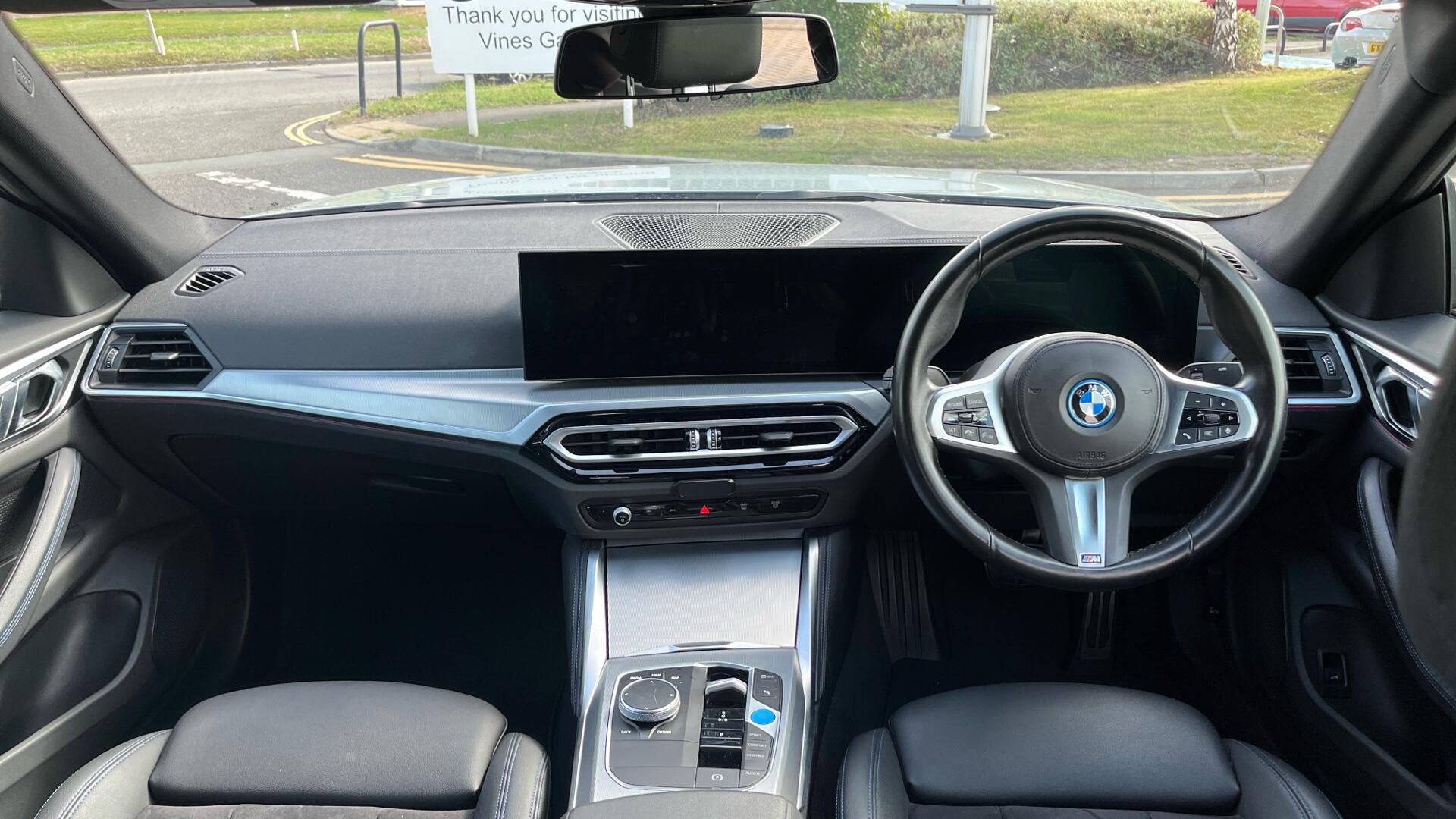 BMW i4 view 4
