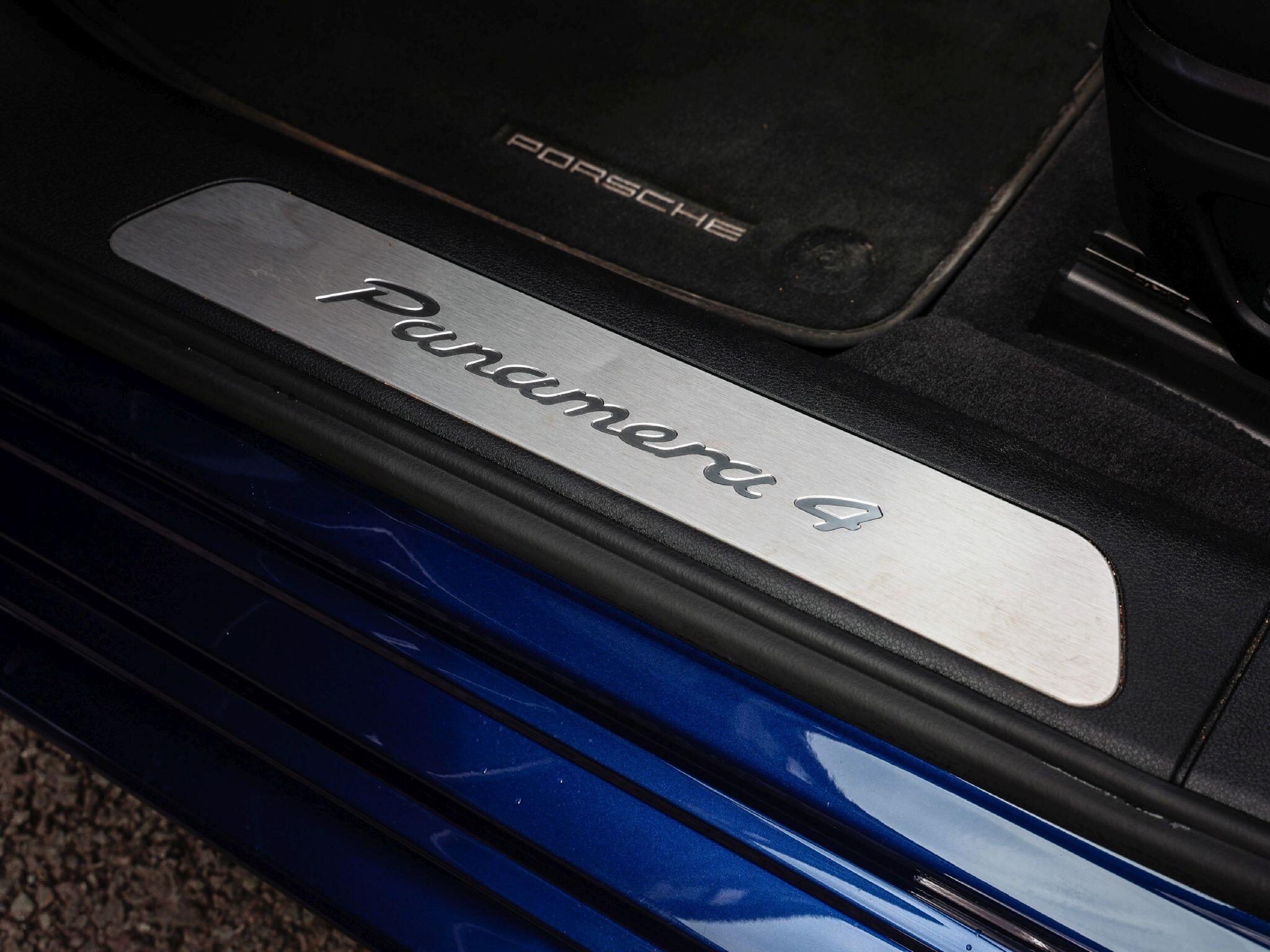 Porsche Panamera view 58