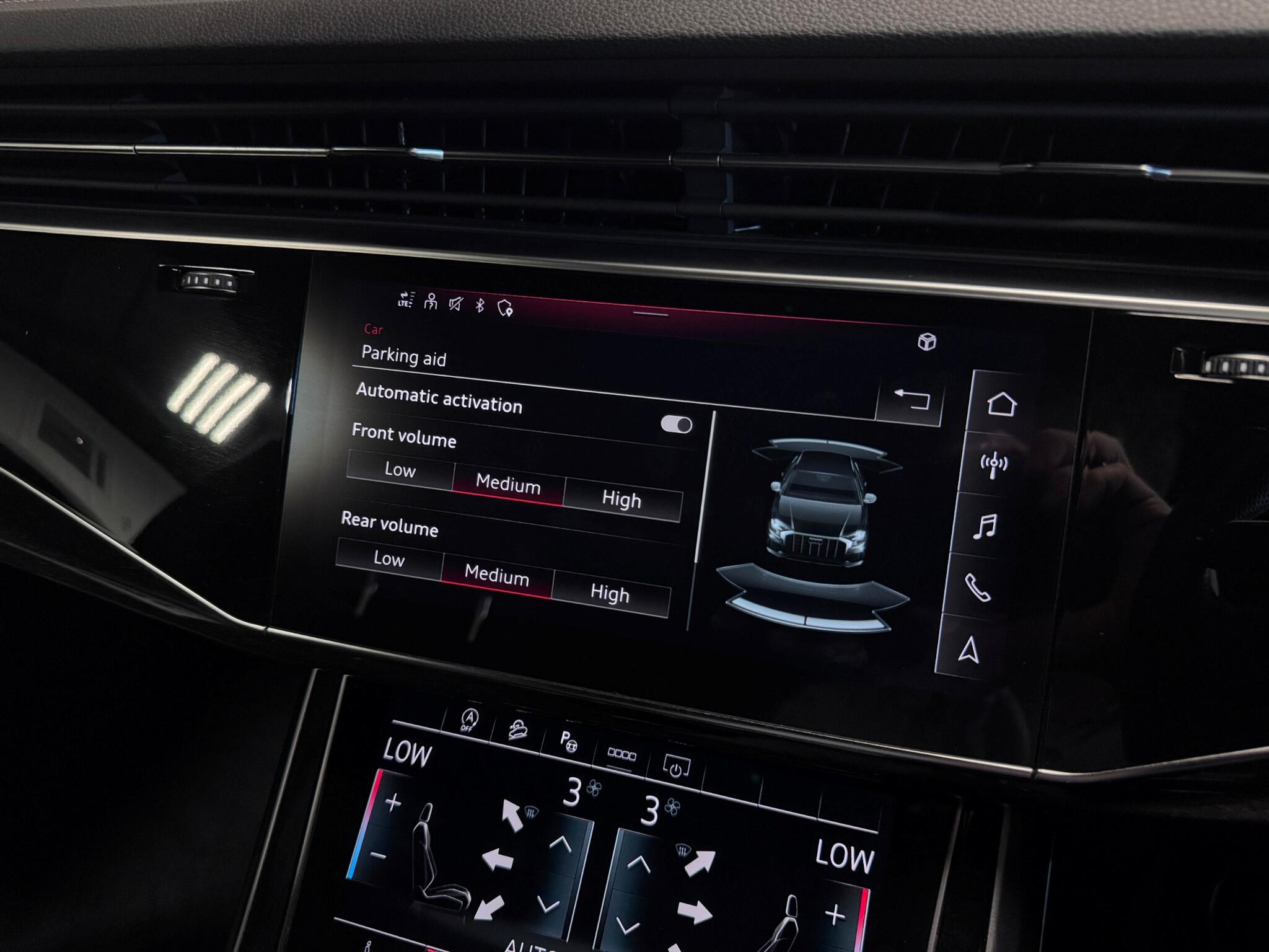 Audi Q8 view 61