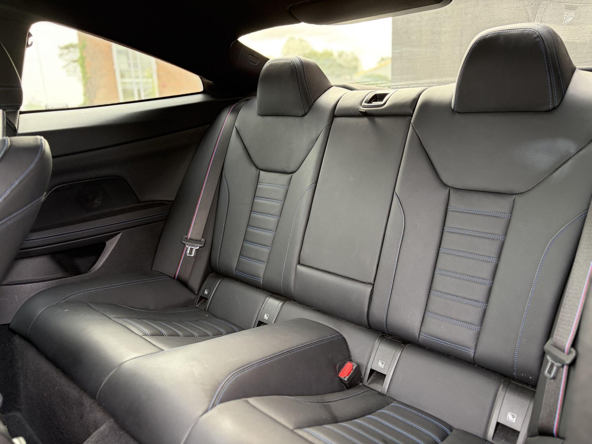 BMW 4 Series view 24