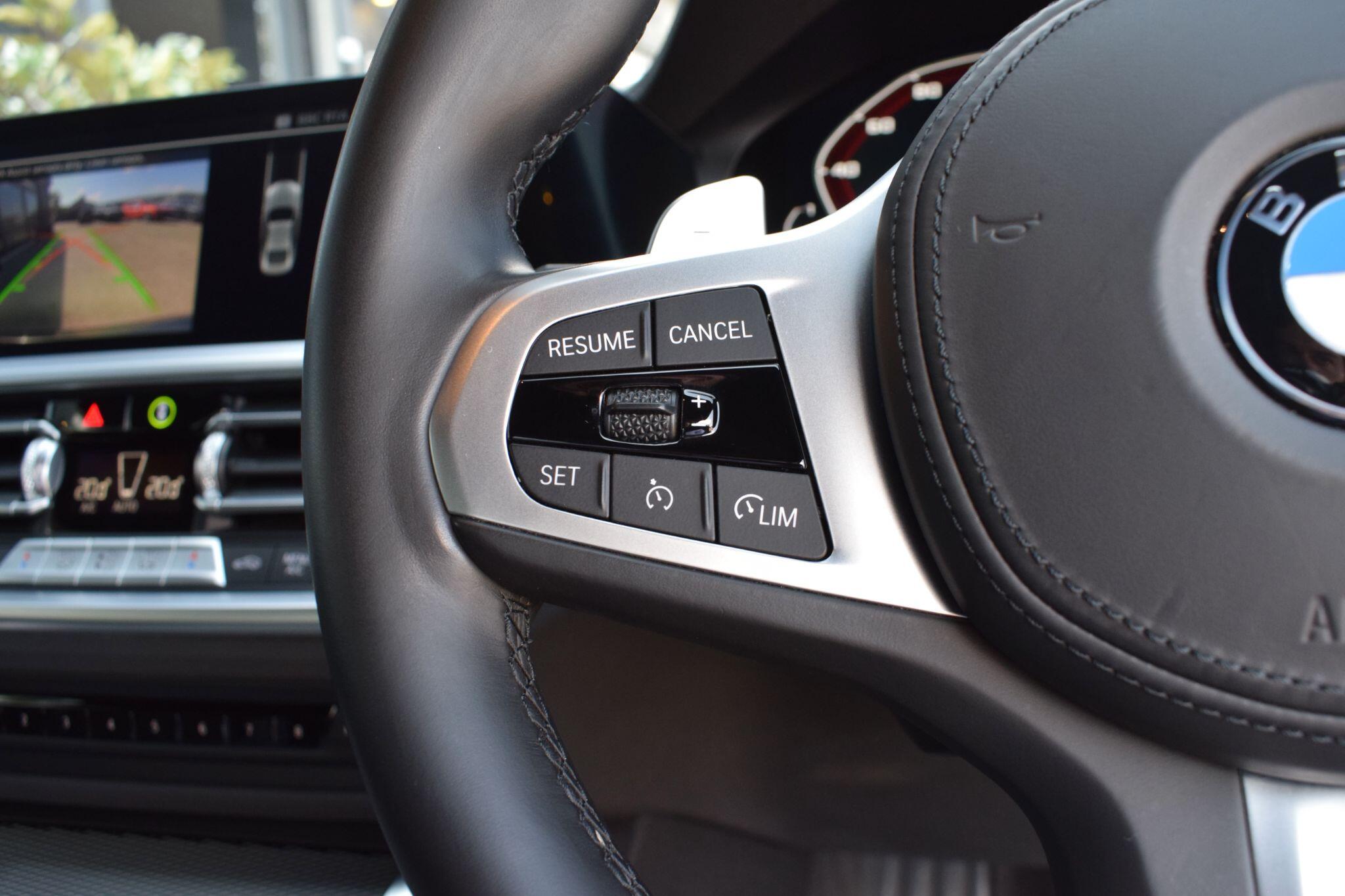 BMW 4 Series view 14
