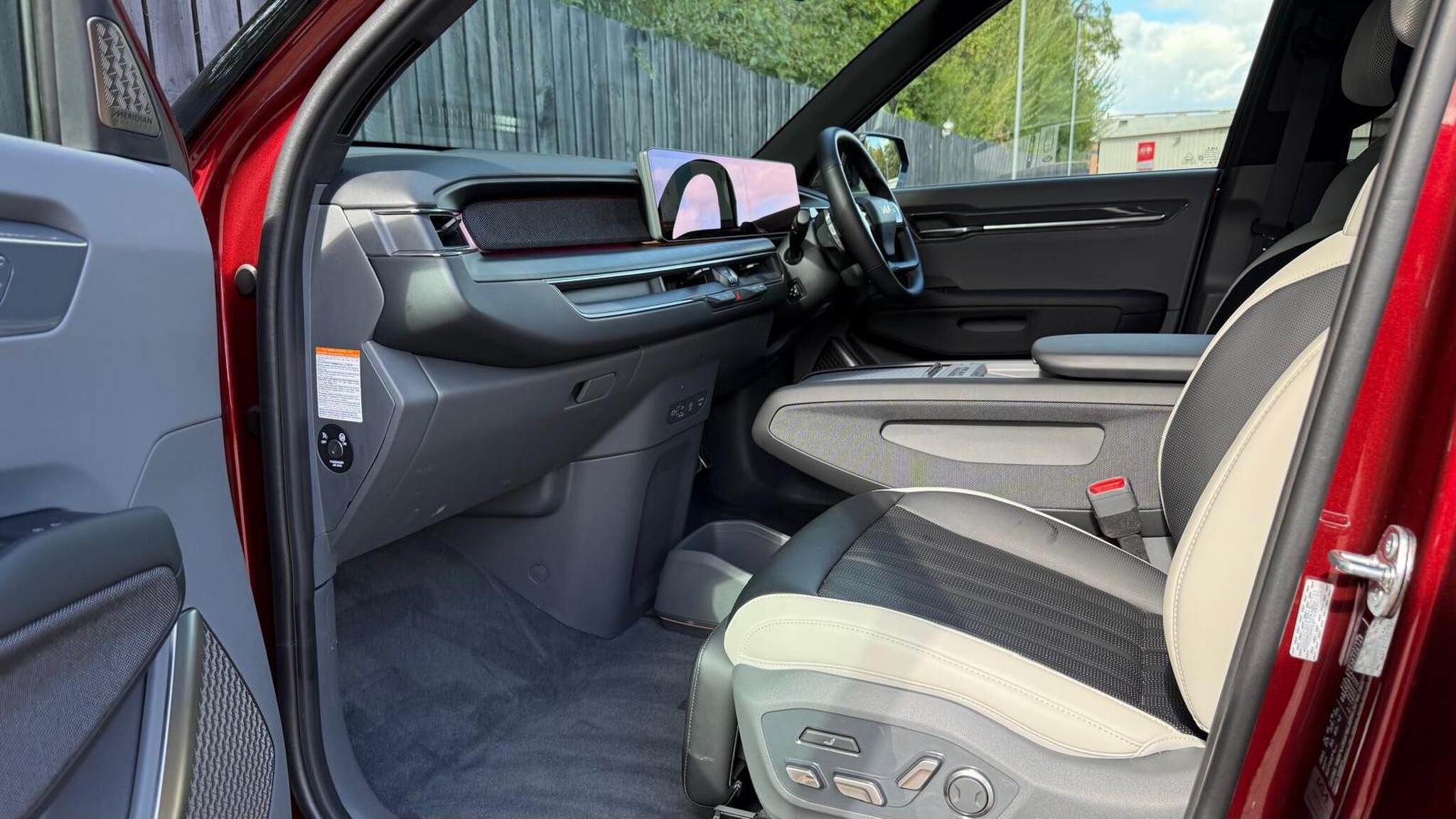 Kia Ev9 view 24