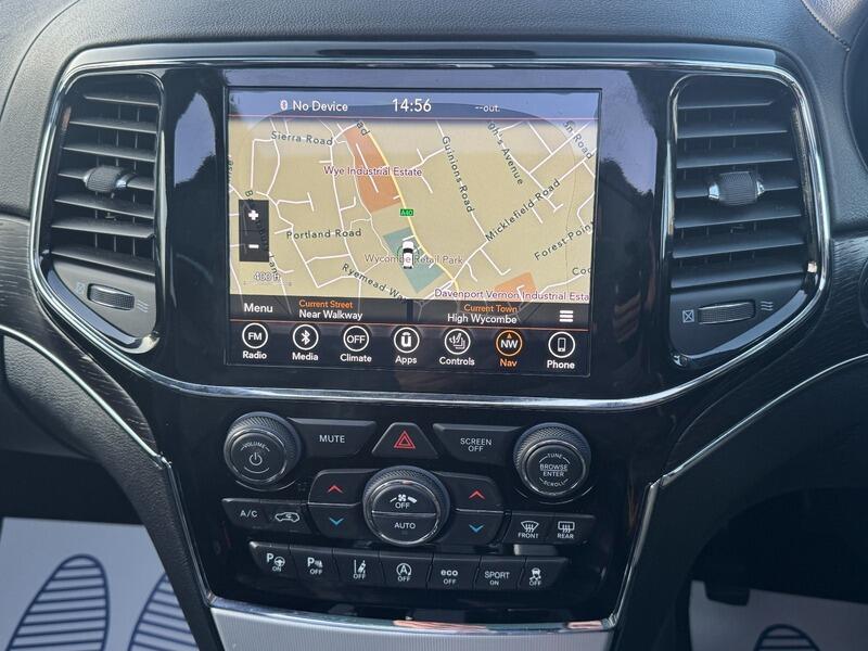 2019 Jeep Grand Cherokee 3.0 V6 MultiJetII Summit Auto 4WD Euro 6 (s/s) 5dr • 45,000 miles image 38
