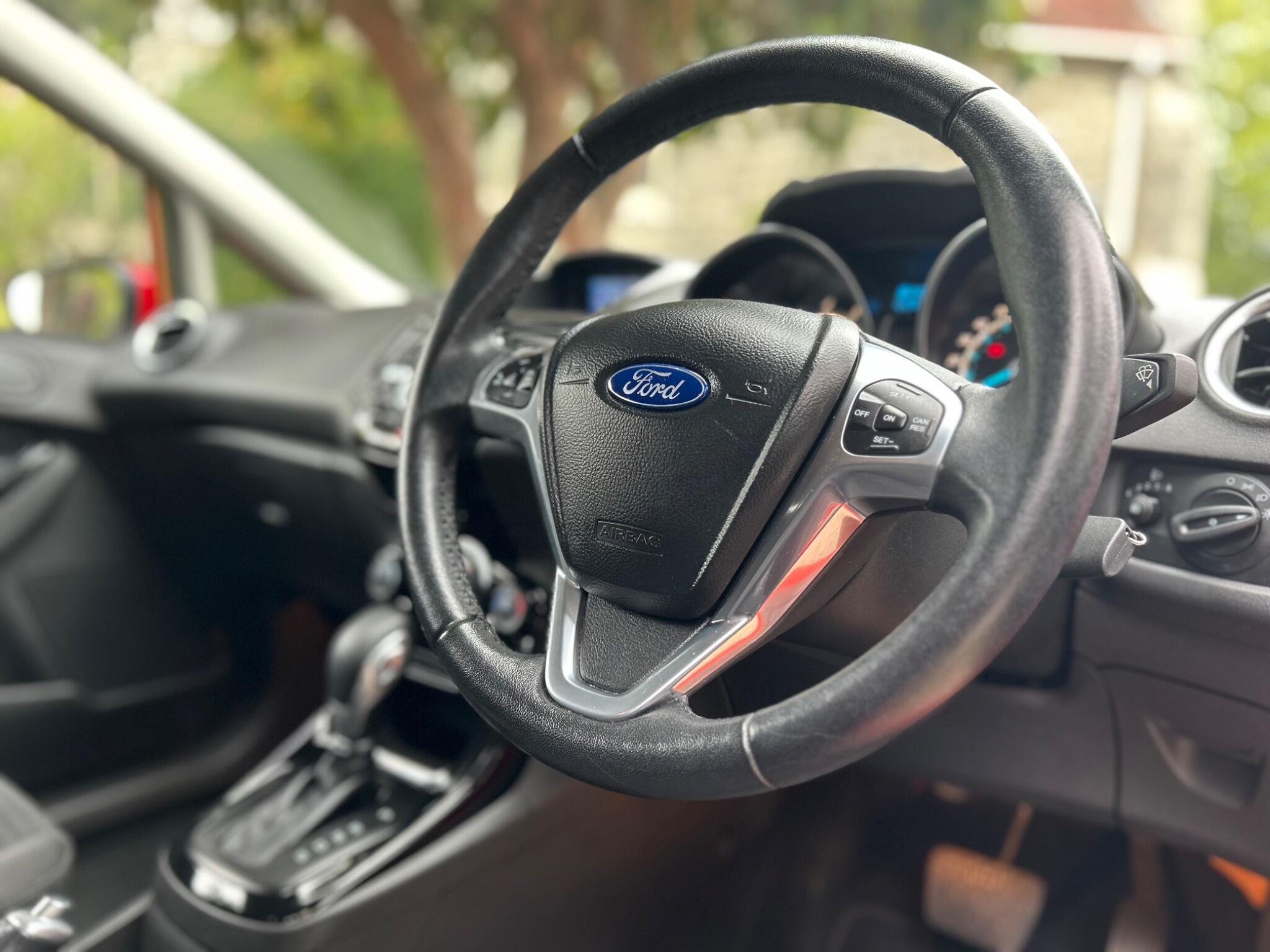 Ford Fiesta view 24