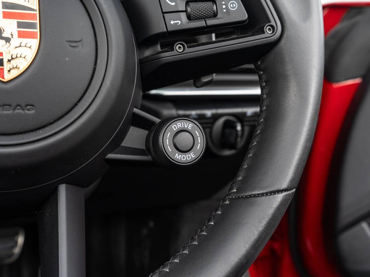 Porsche 911 view 23