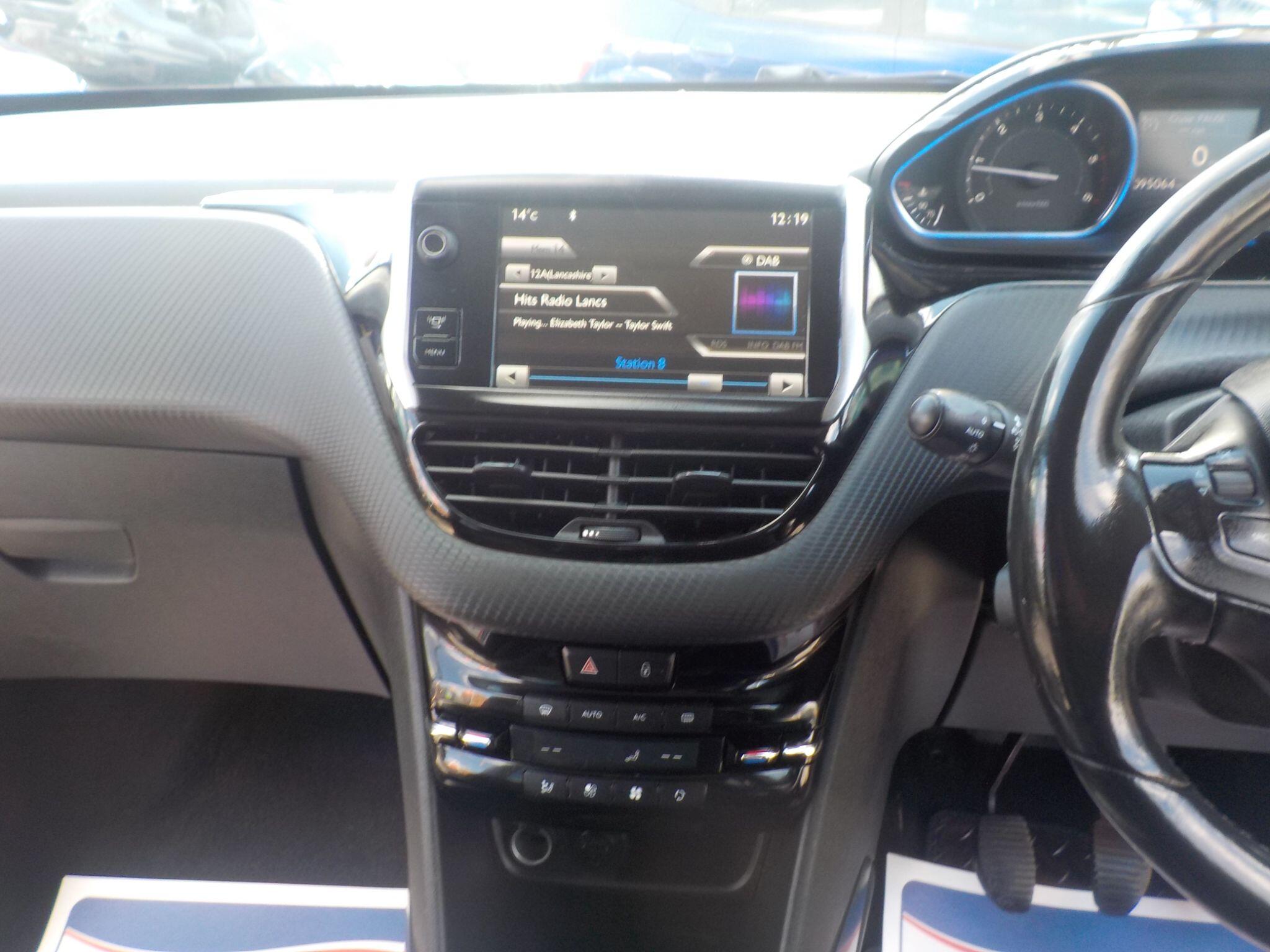 Peugeot 2008 1.6 e-HDi Allure Euro 5 (s/s) 5dr