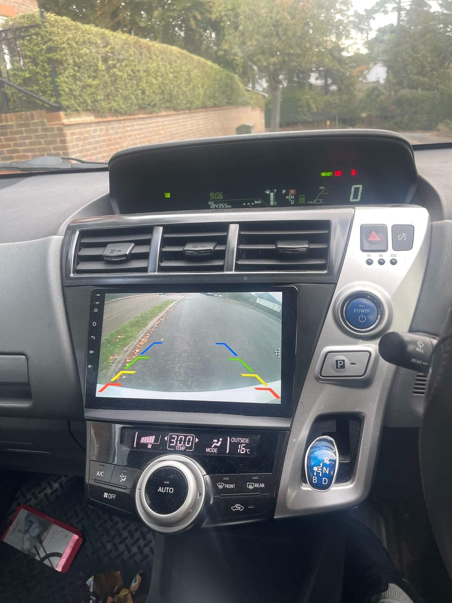 Toyota Prius+