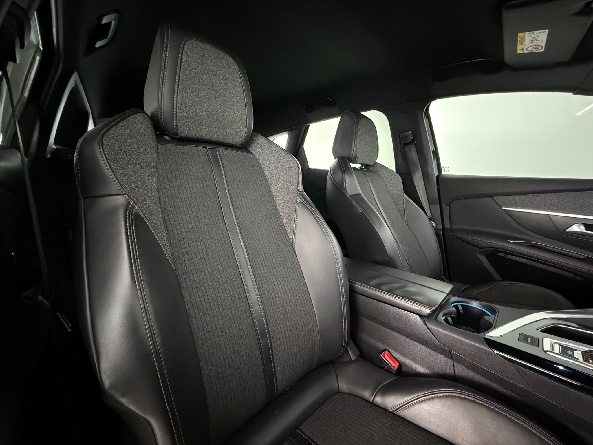 Peugeot 3008 view 29
