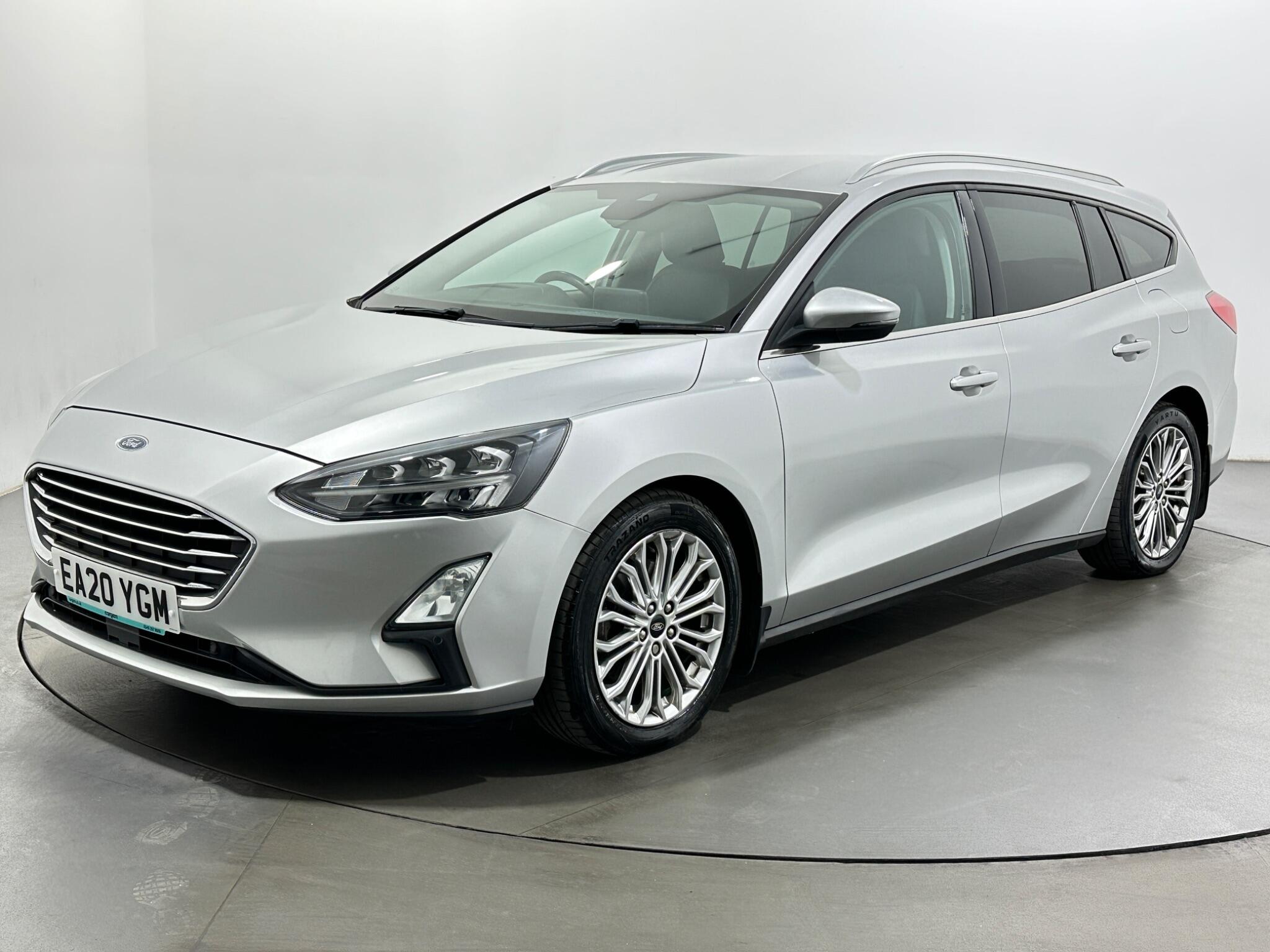 Ford Focus view 4
