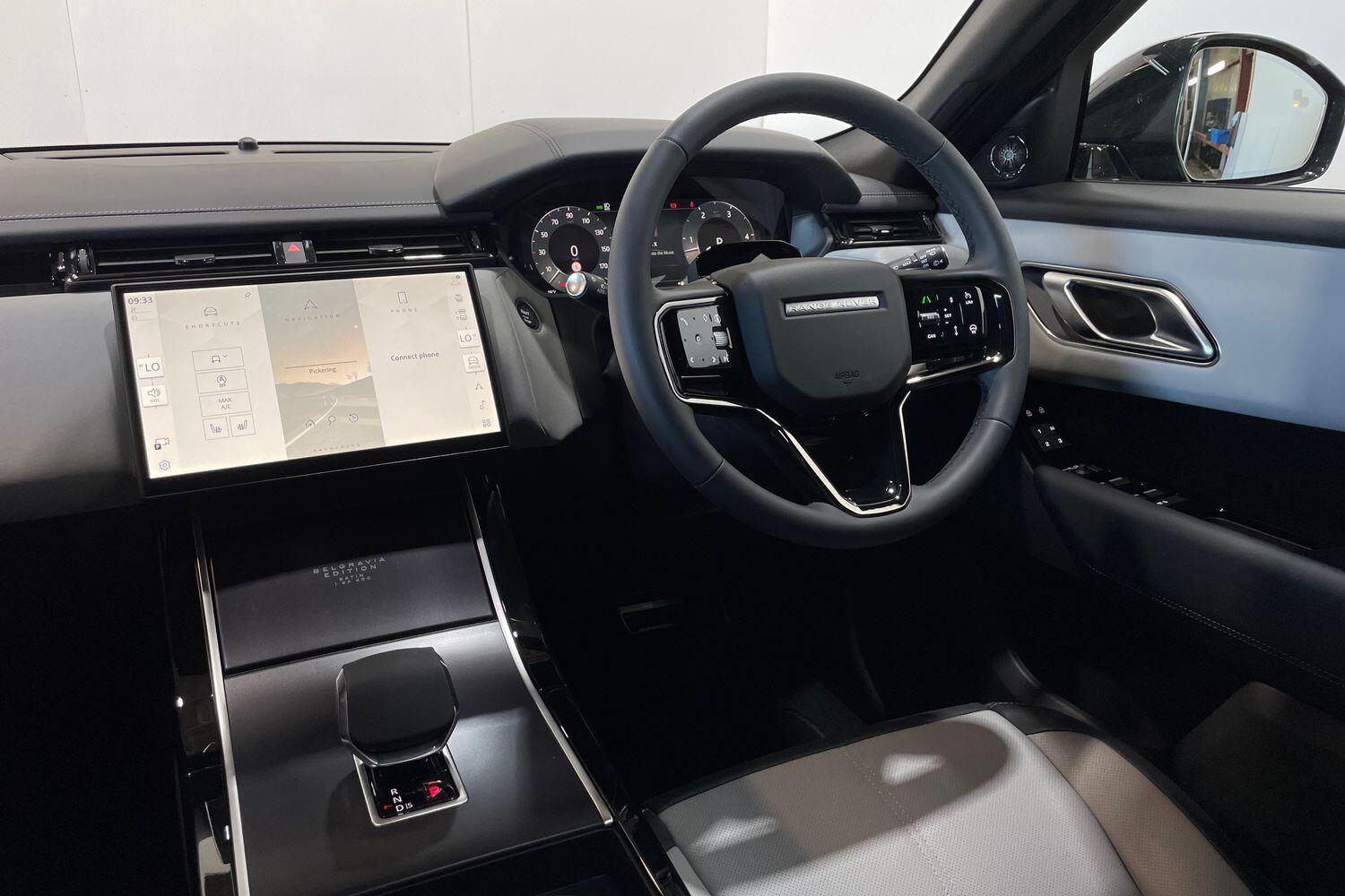 Land Rover Range Rover Velar view 26