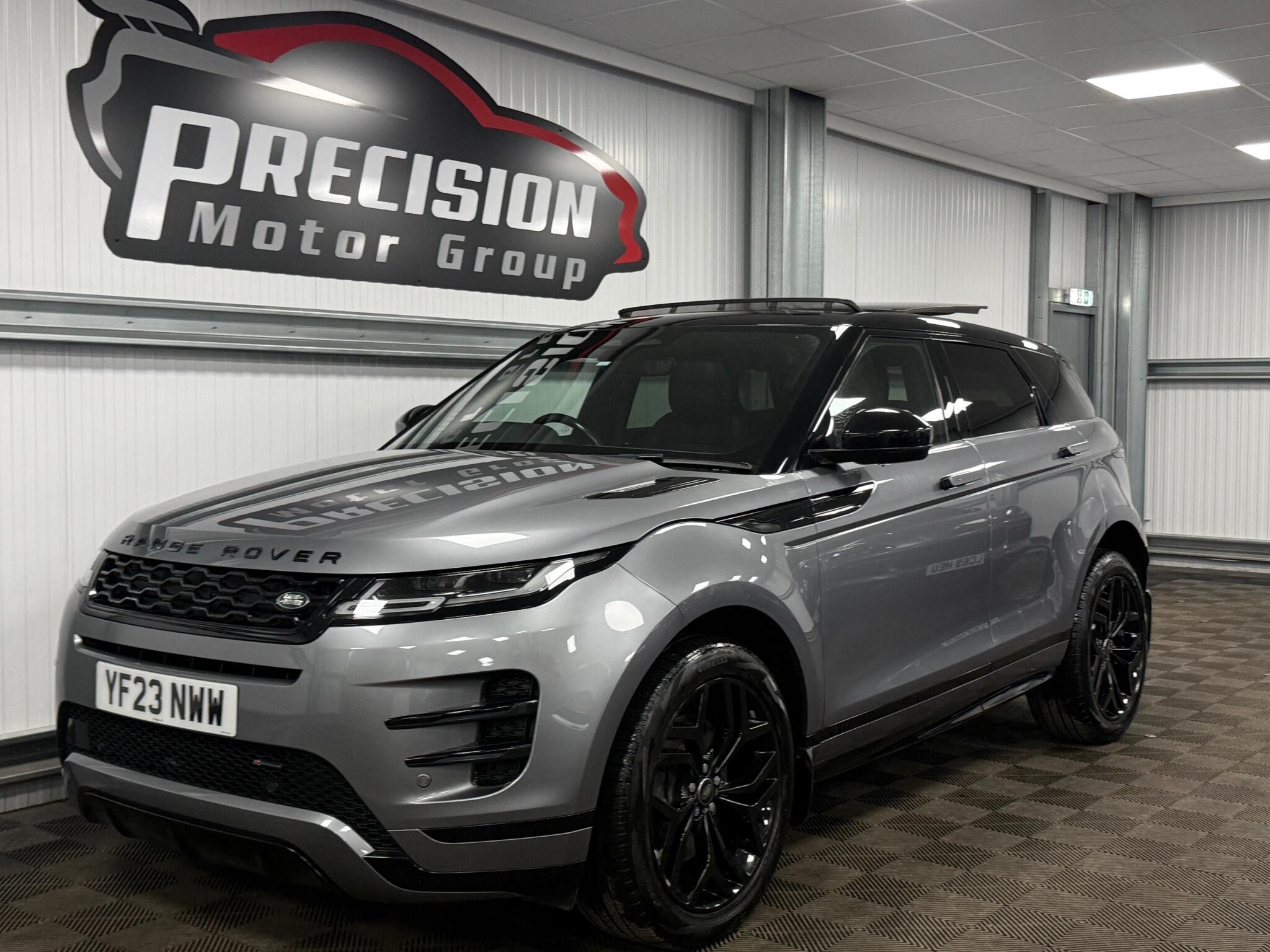 Land Rover Range Rover Evoque view 4