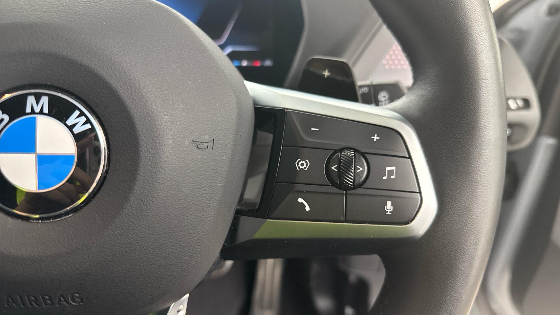 BMW 1 Series view 13