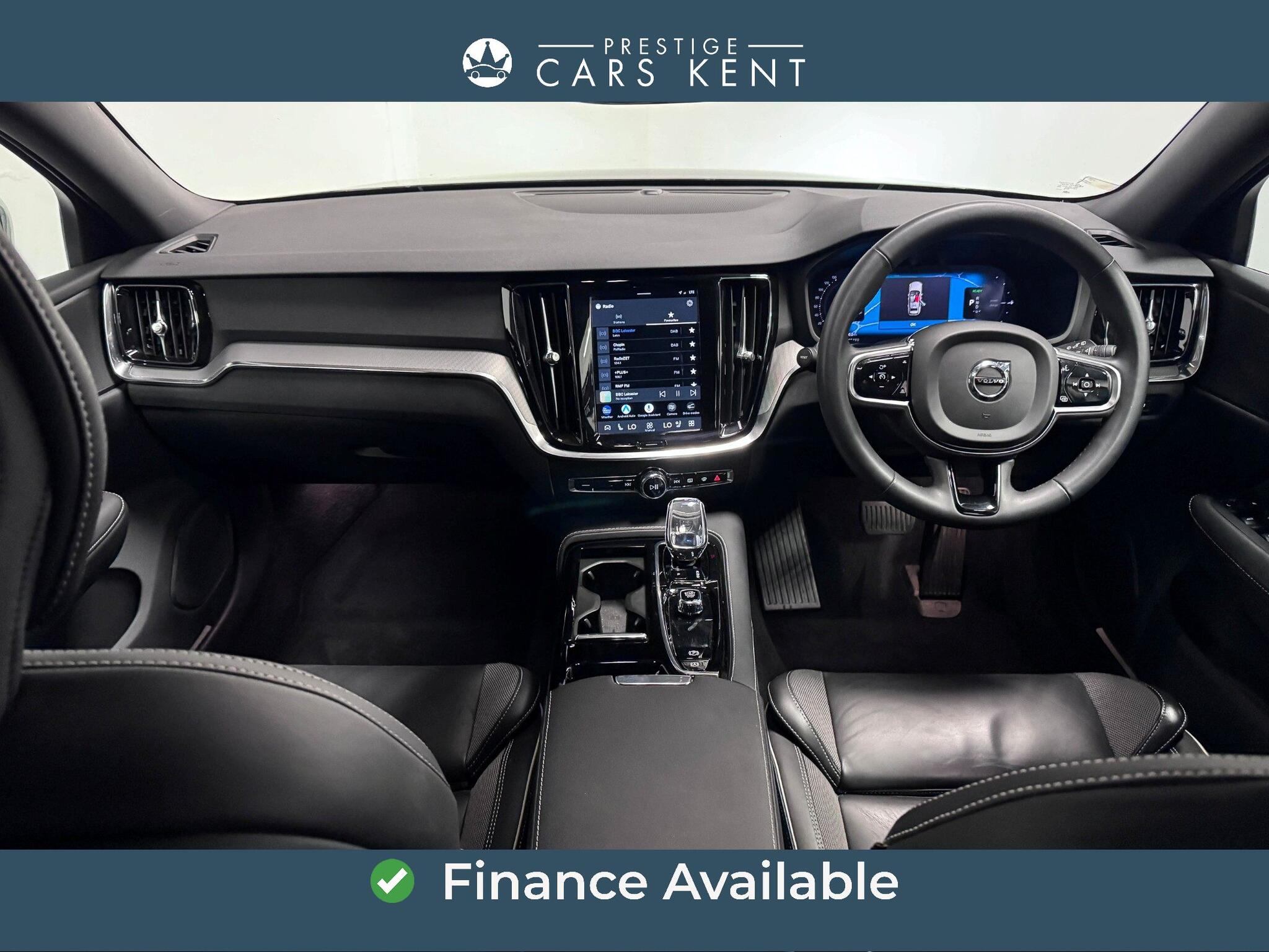 Volvo V60 view 2