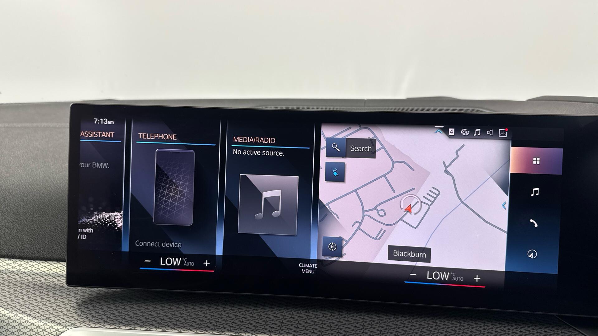BMW I4 view 12
